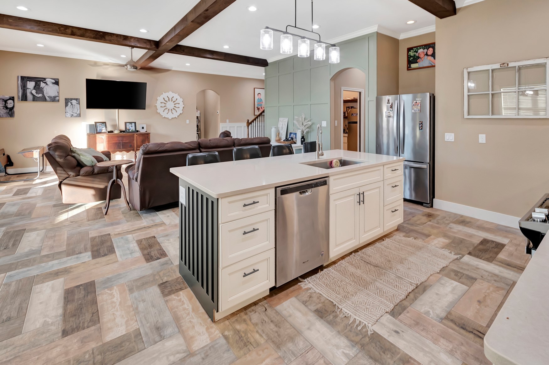 804 Catclaw Lane Property Photo 13