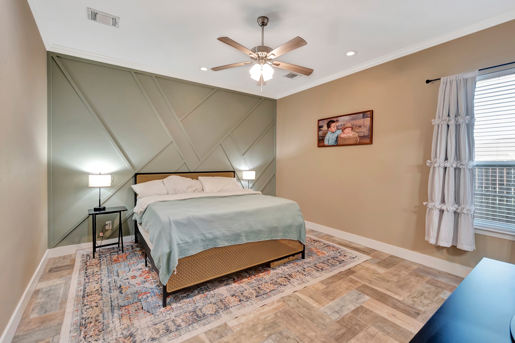 804 Catclaw Lane Property Photo 22