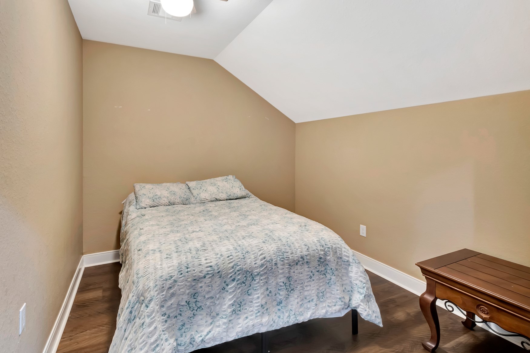 804 Catclaw Lane Property Photo 35