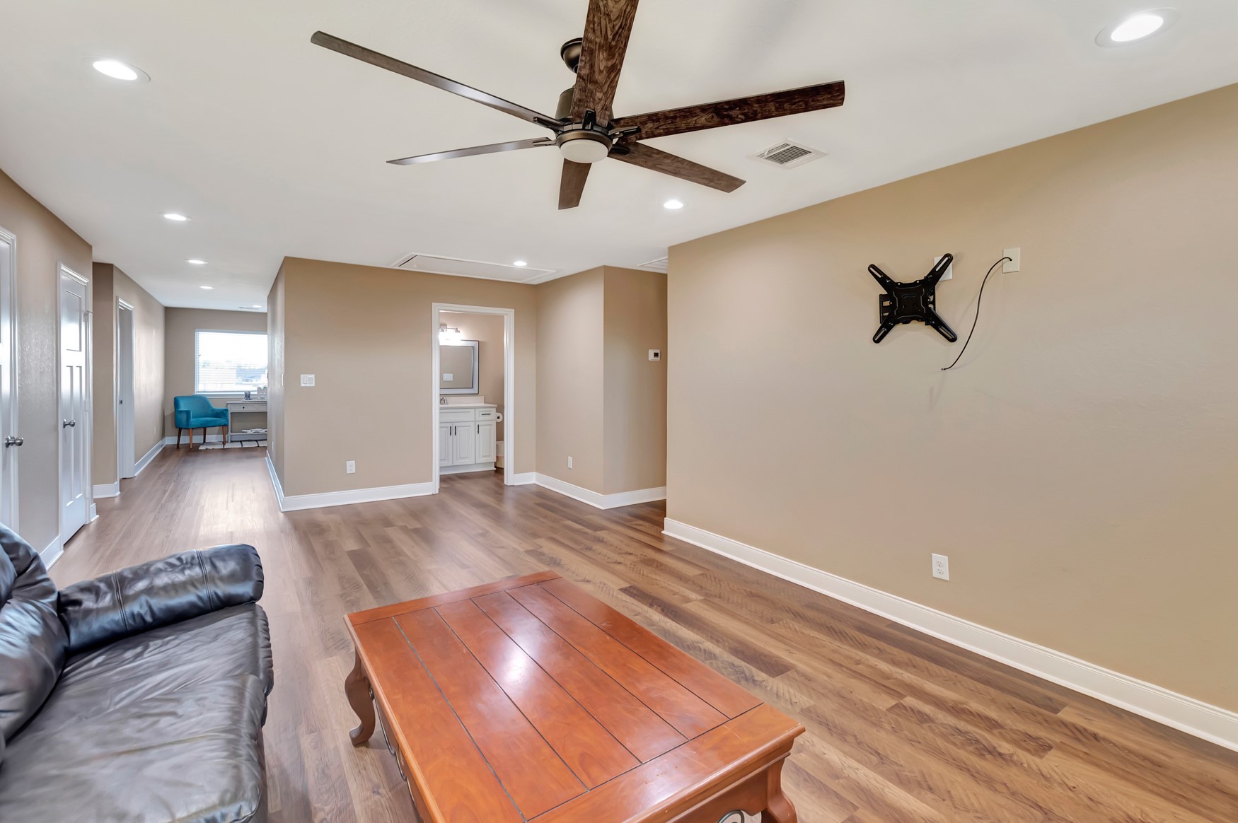 804 Catclaw Lane Property Photo 40