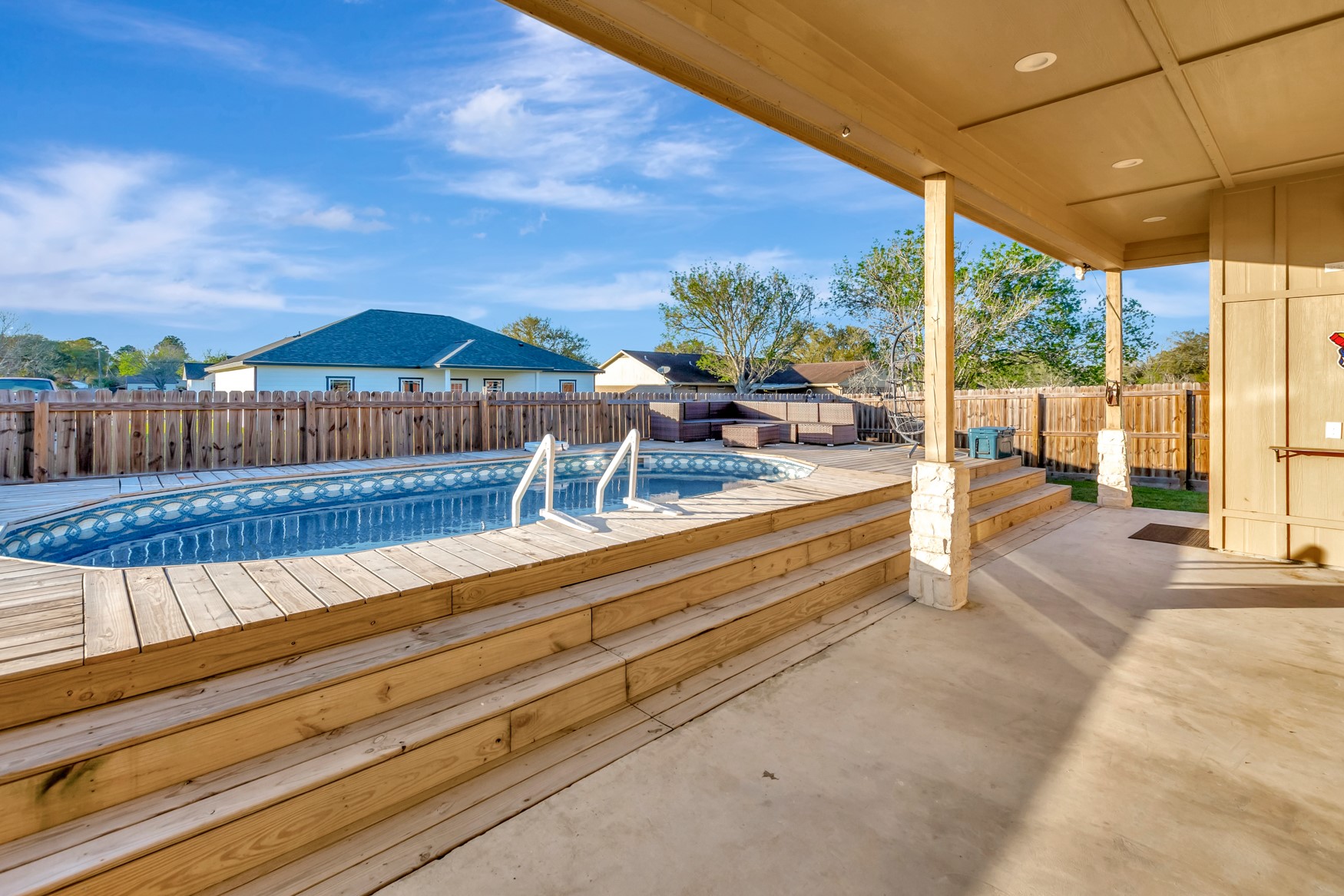 804 Catclaw Lane Property Photo 49