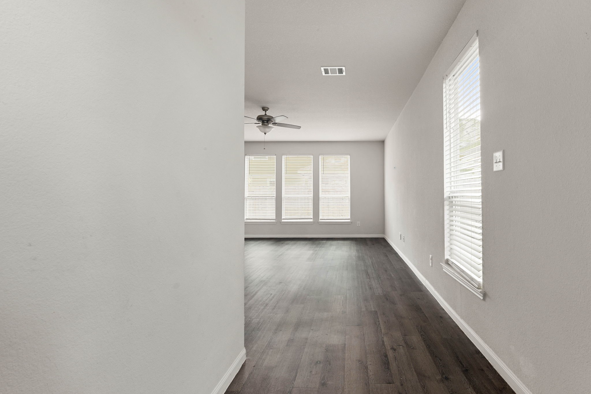 22210 Imperious Parkway Property Photo 6