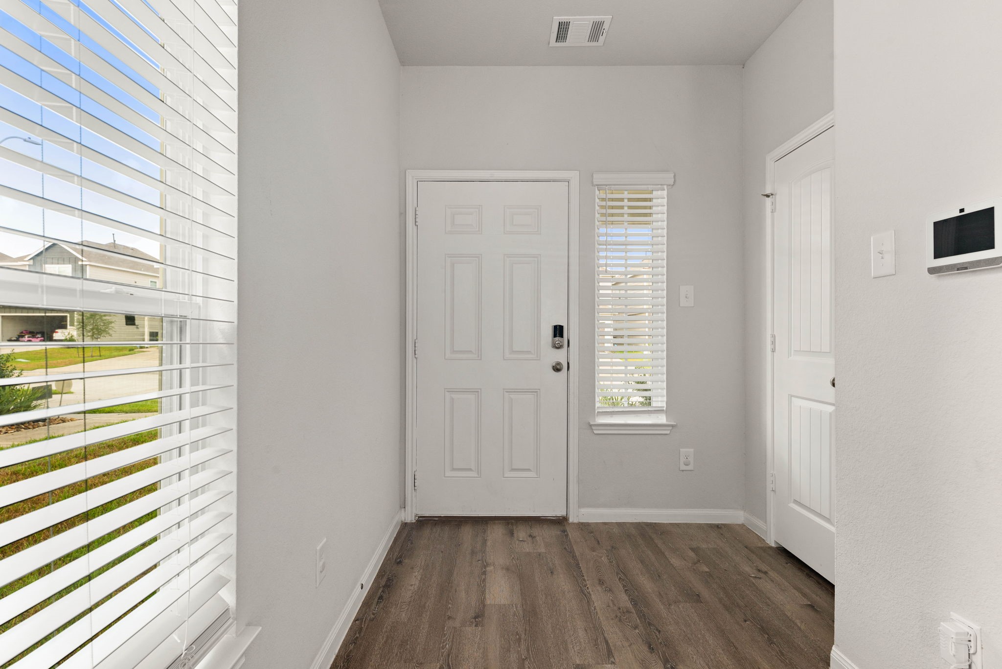 22210 Imperious Parkway Property Photo 7