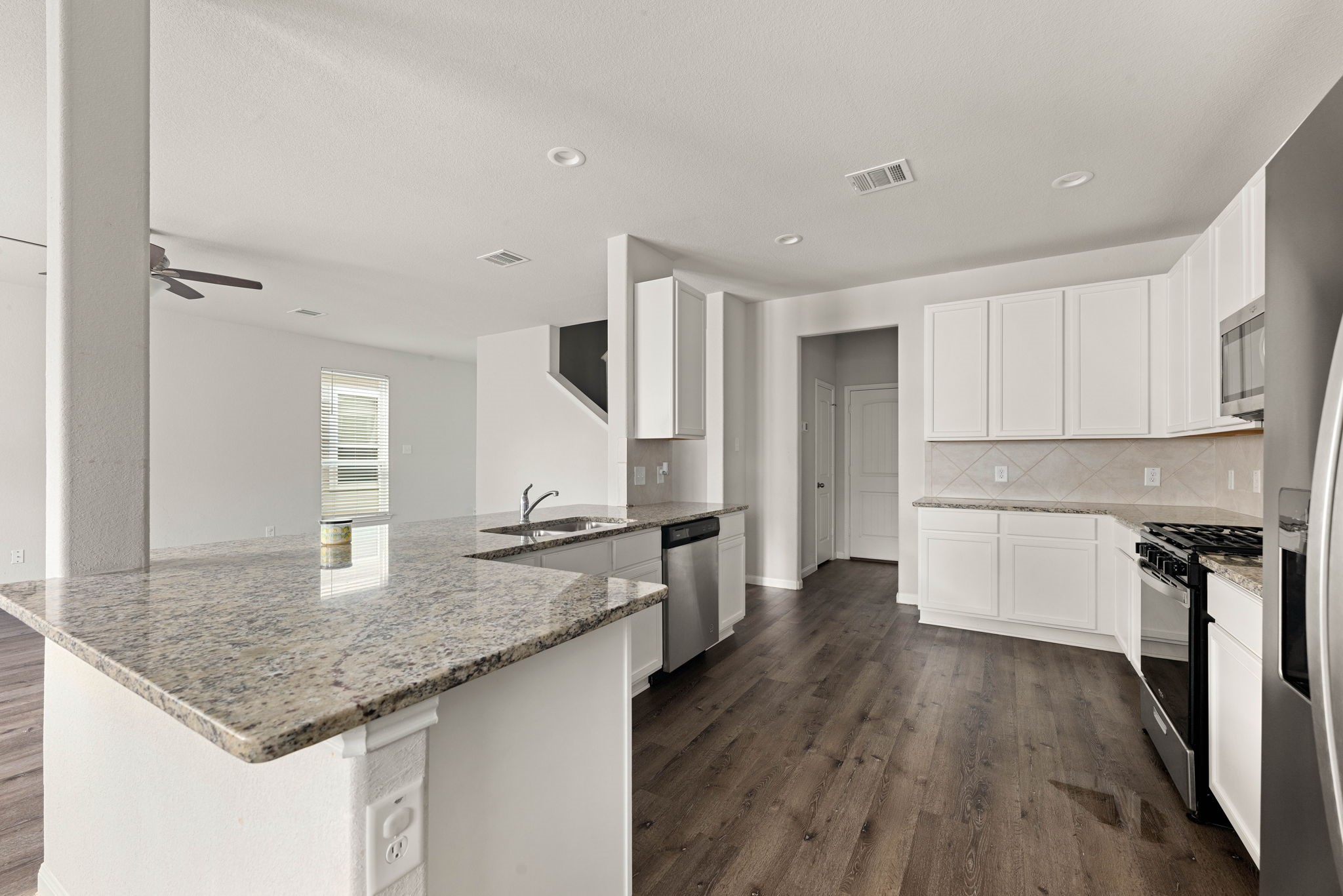 22210 Imperious Parkway Property Photo 10