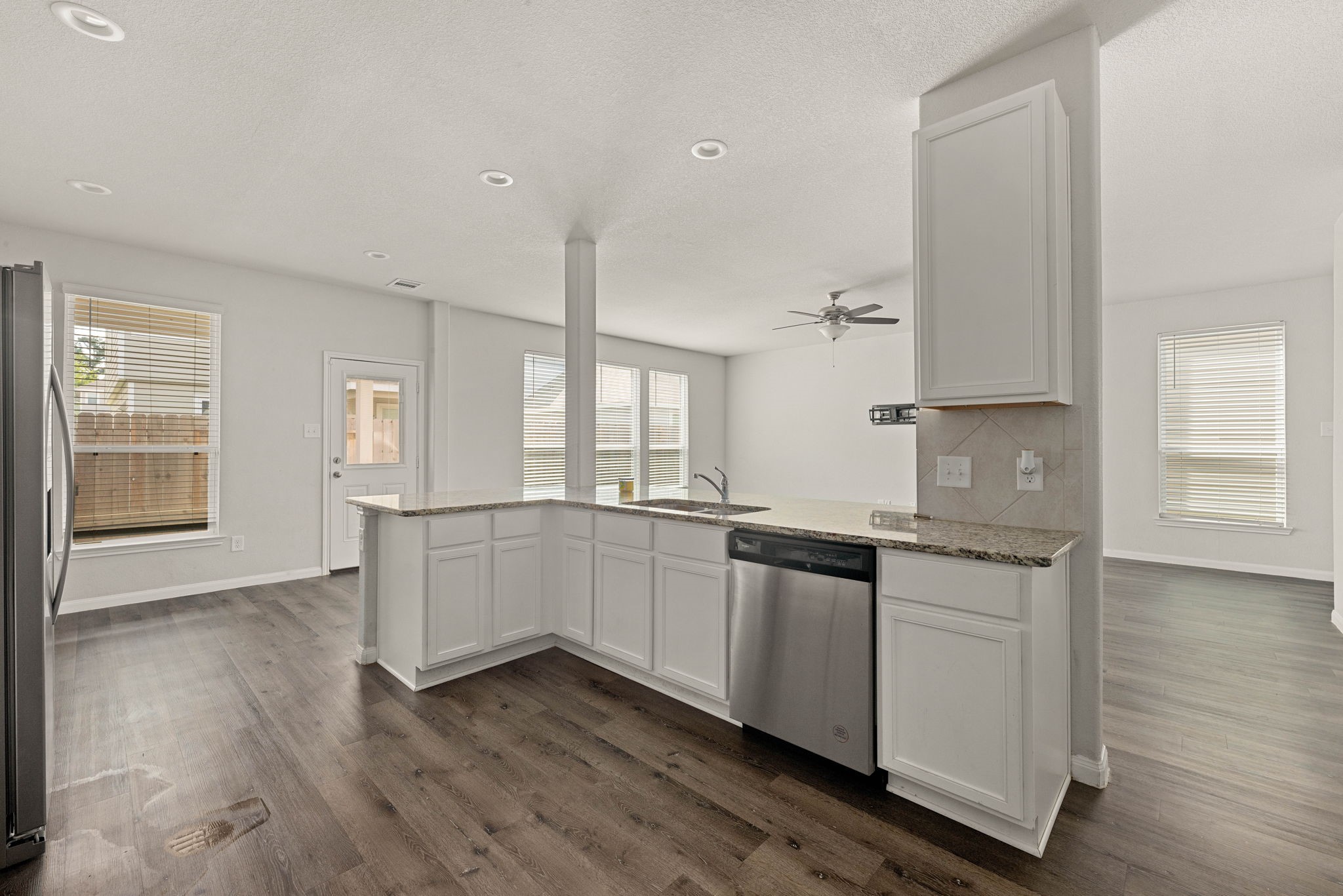 22210 Imperious Parkway Property Photo 11