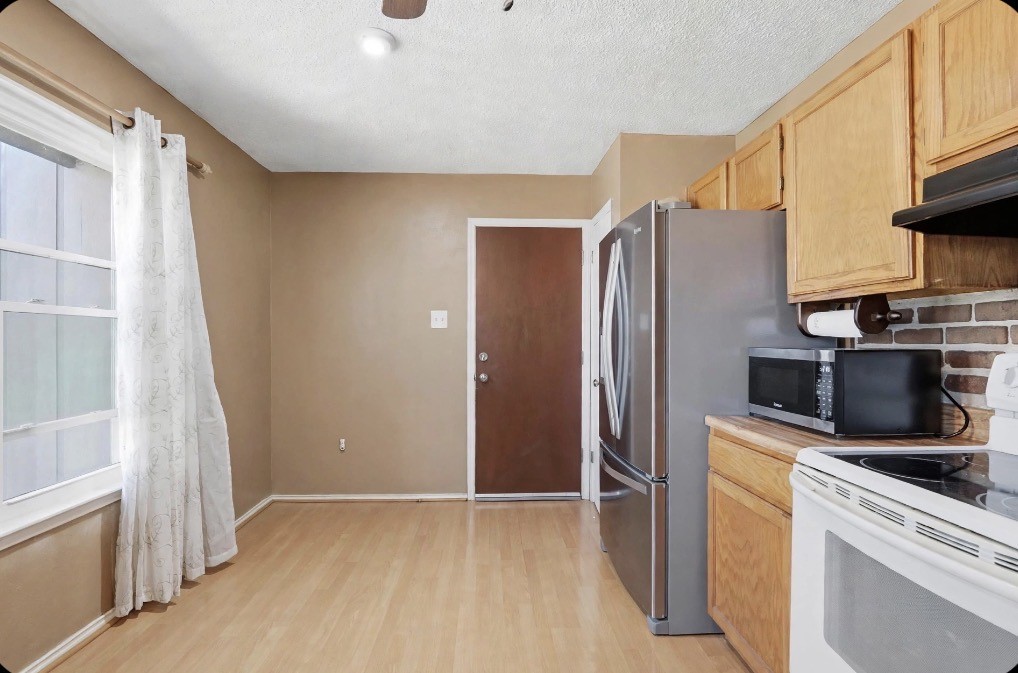 5775 Larkdale Drive Property Photo 18
