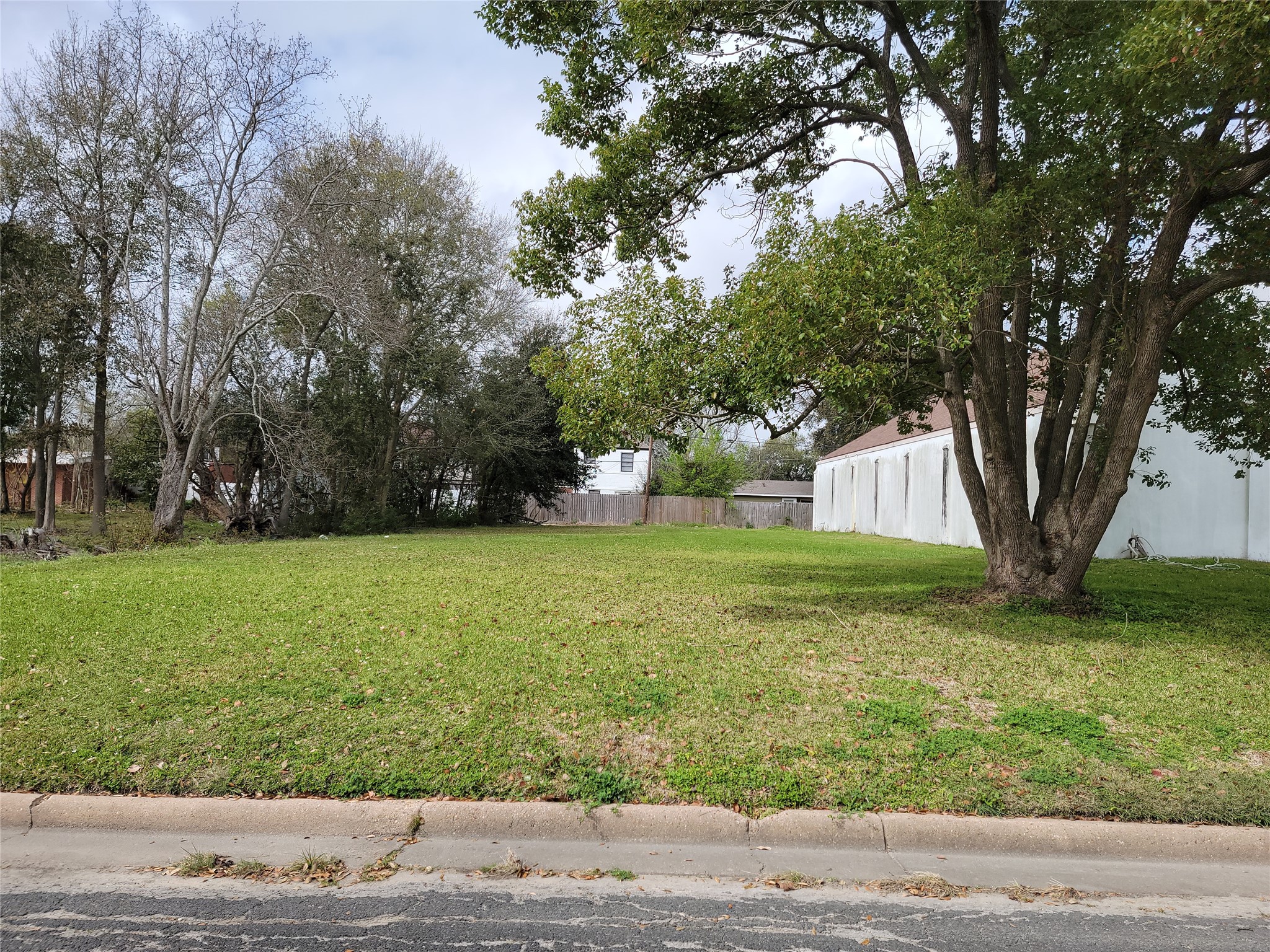 410 8th Avenue North Property Photo 10