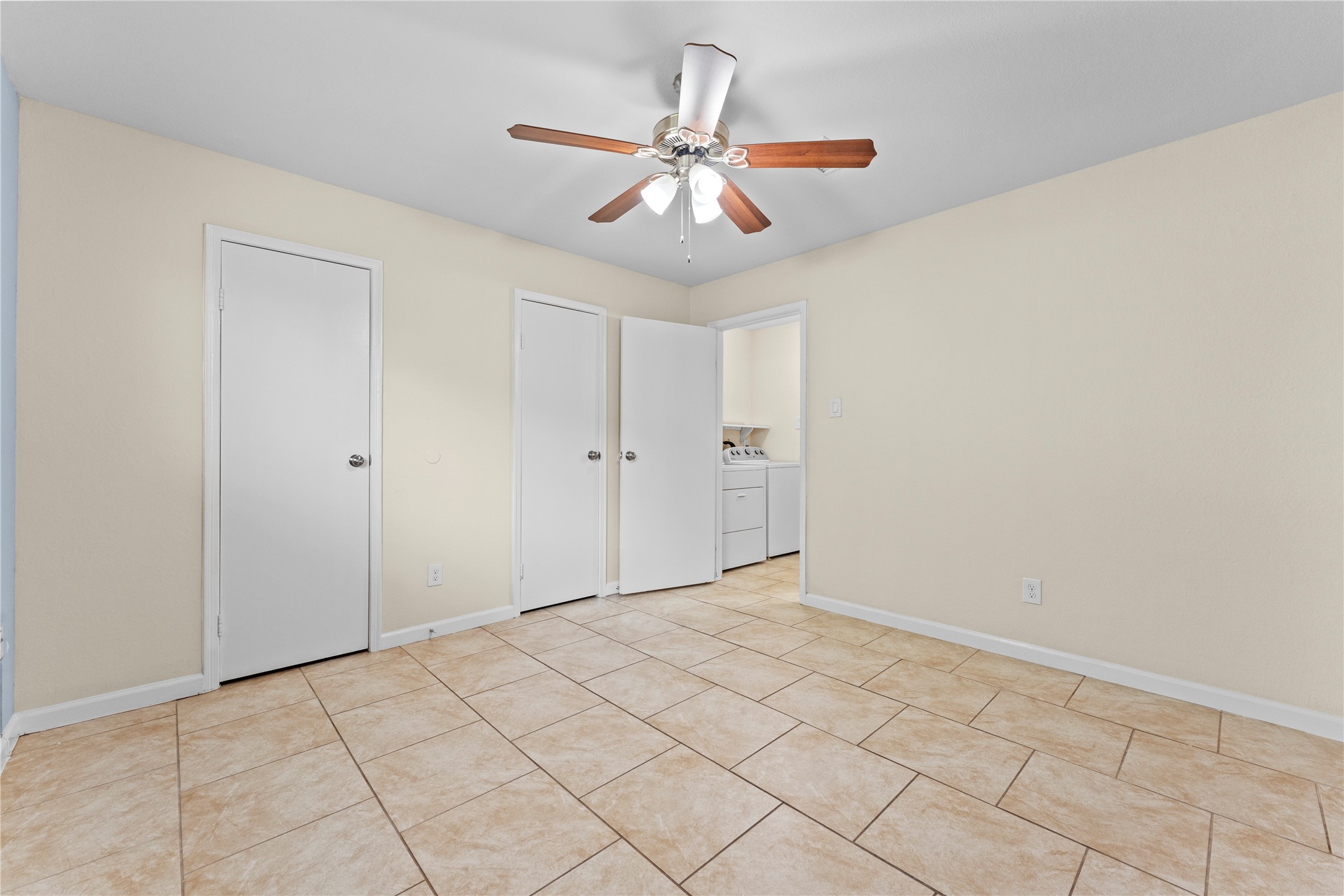 5035 Reno Drive Property Photo 13