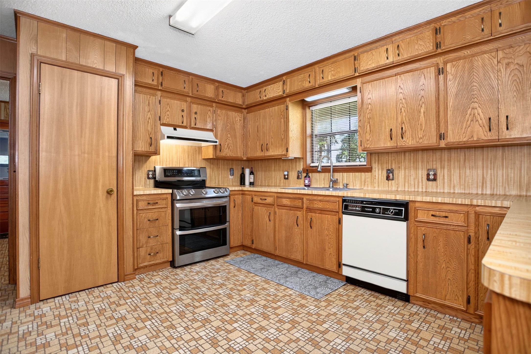 9933 Fm 227 W Property Photo 18