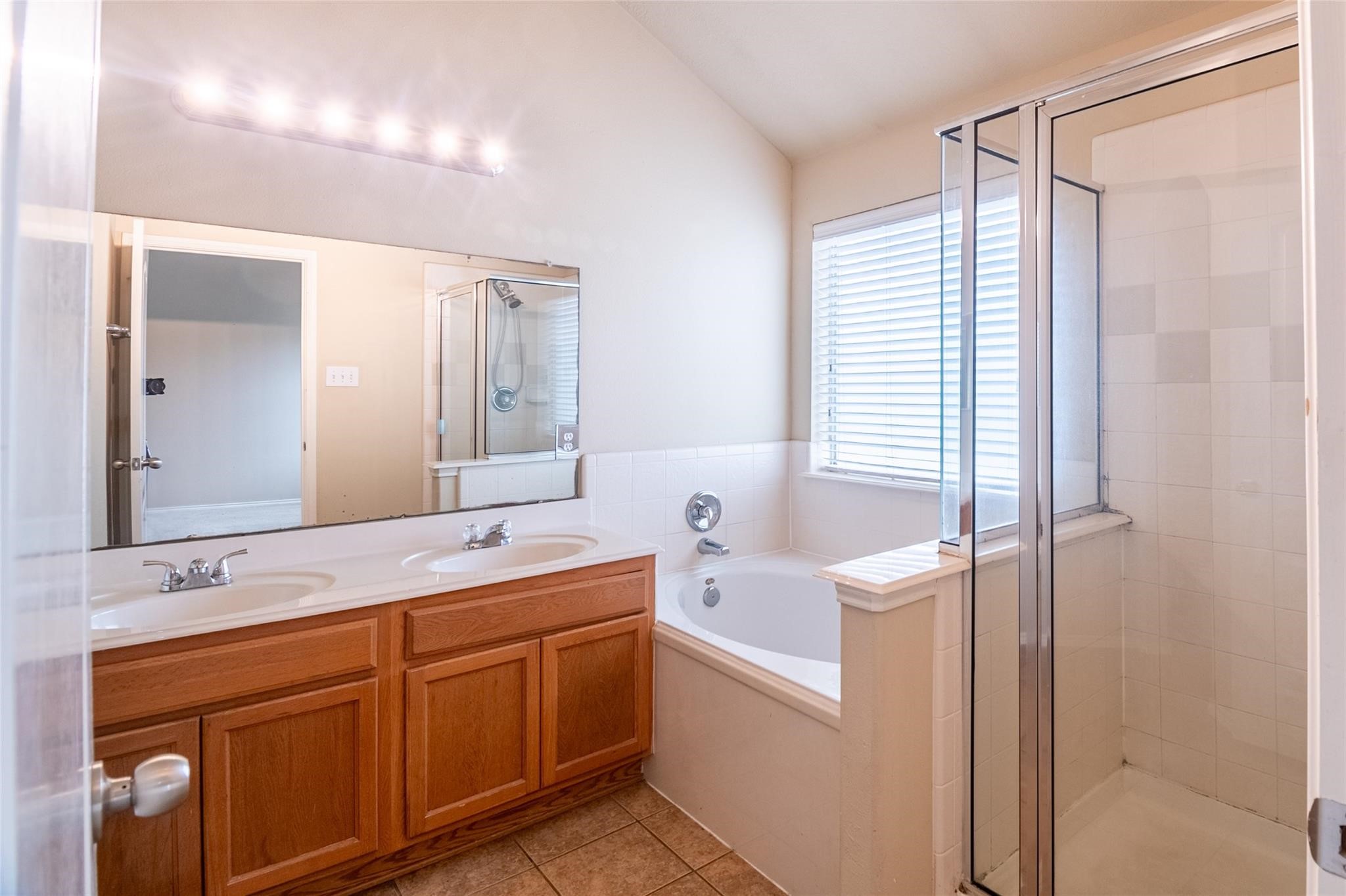 24622 Colonial Birch Lane Property Photo 19