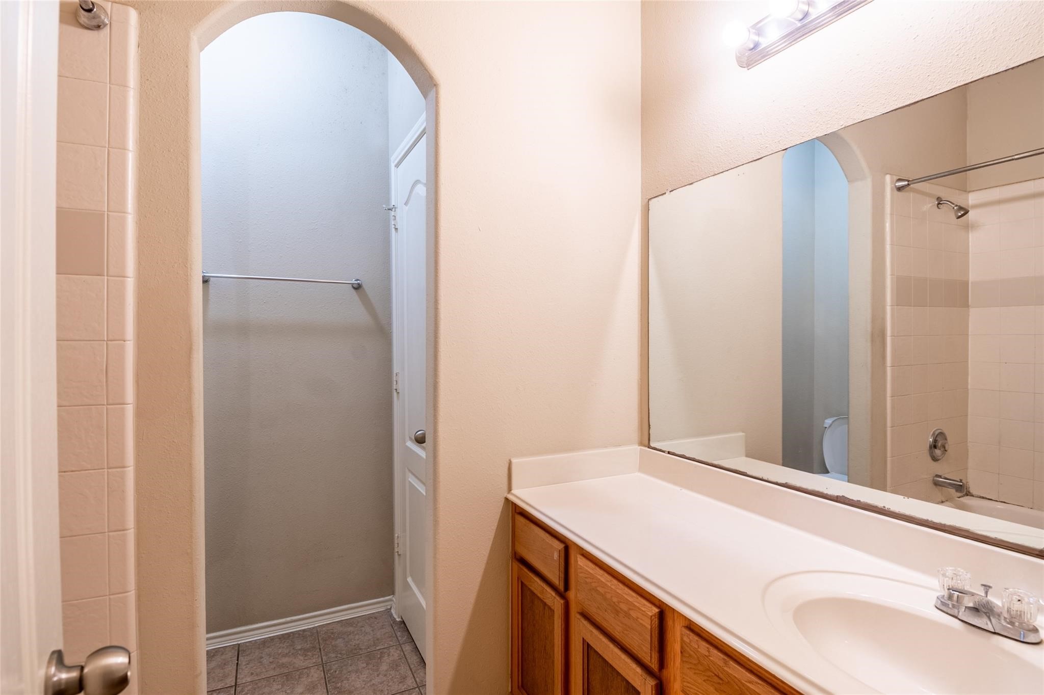 24622 Colonial Birch Lane Property Photo 21