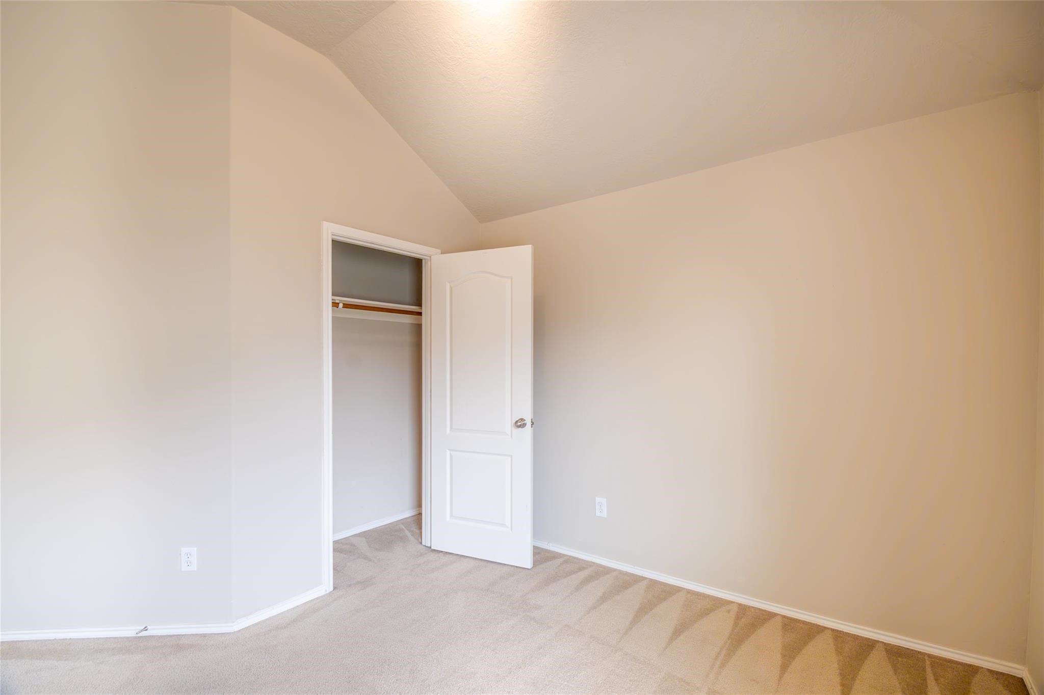 24622 Colonial Birch Lane Property Photo 25