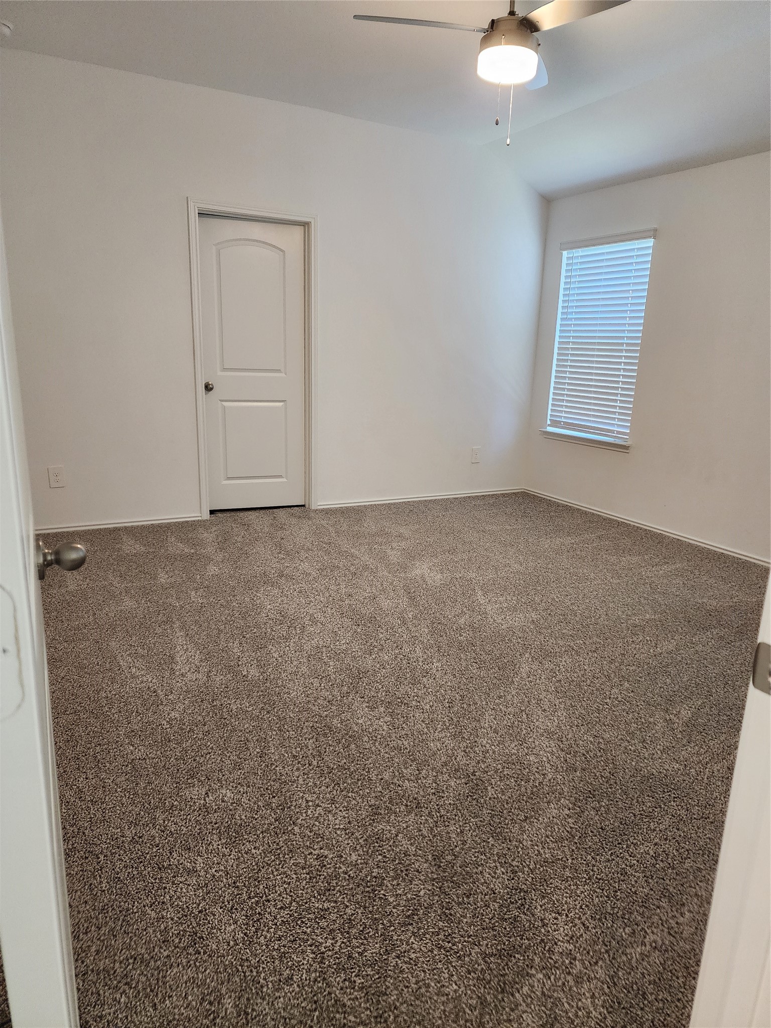 5203 Mossdale Bluff Lane Property Photo 13