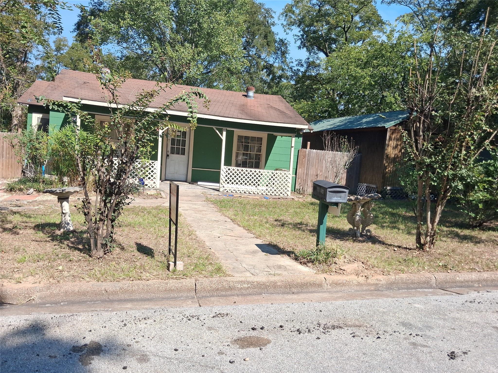 610 W Feagin Street, Livingston Tx 77351 Property Photo 1