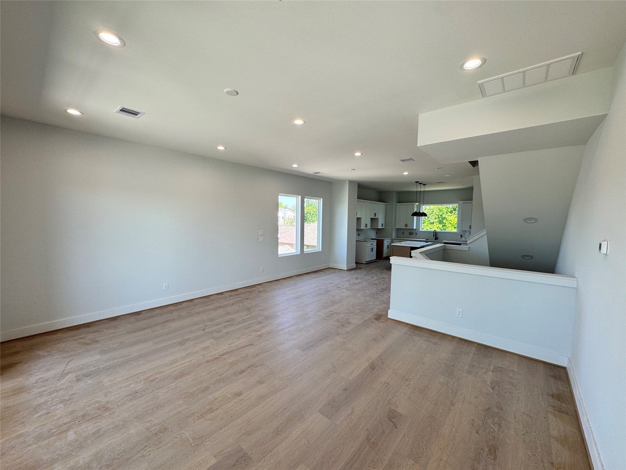 7229 Tierwester Street Property Photo 3