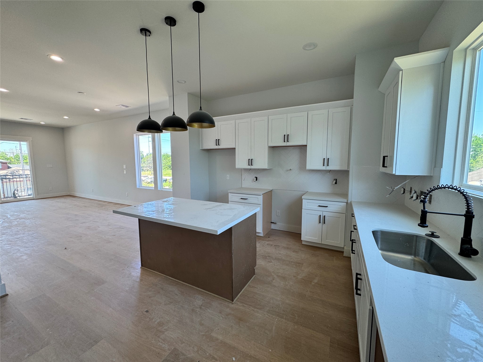 7229 Tierwester Street Property Photo 5