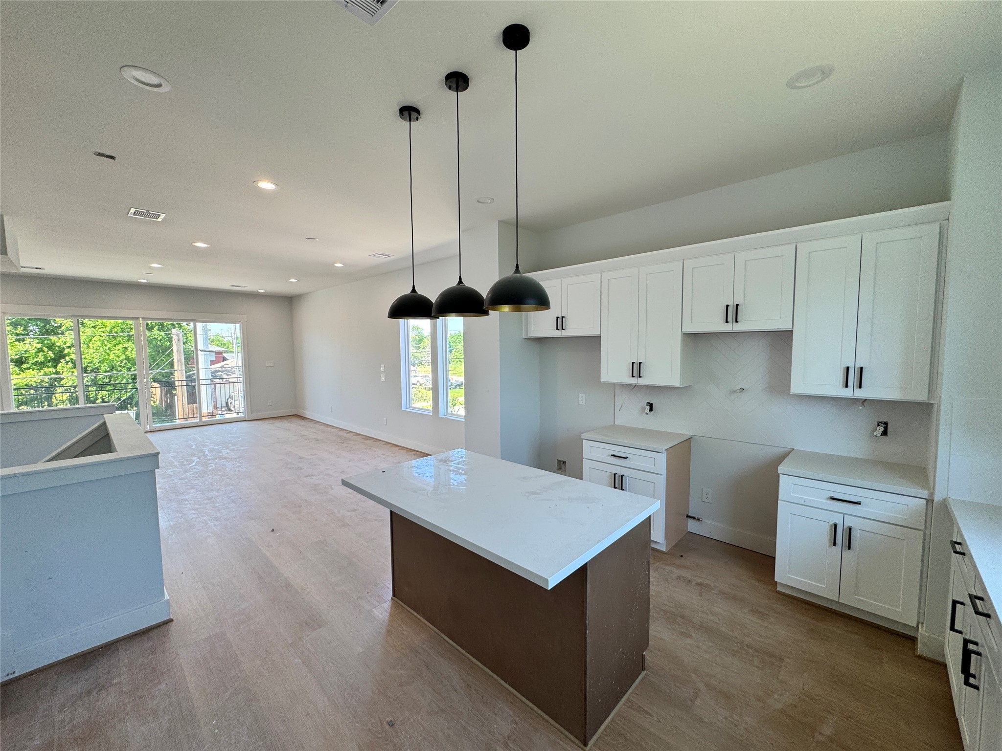 7229 Tierwester Street Property Photo 8