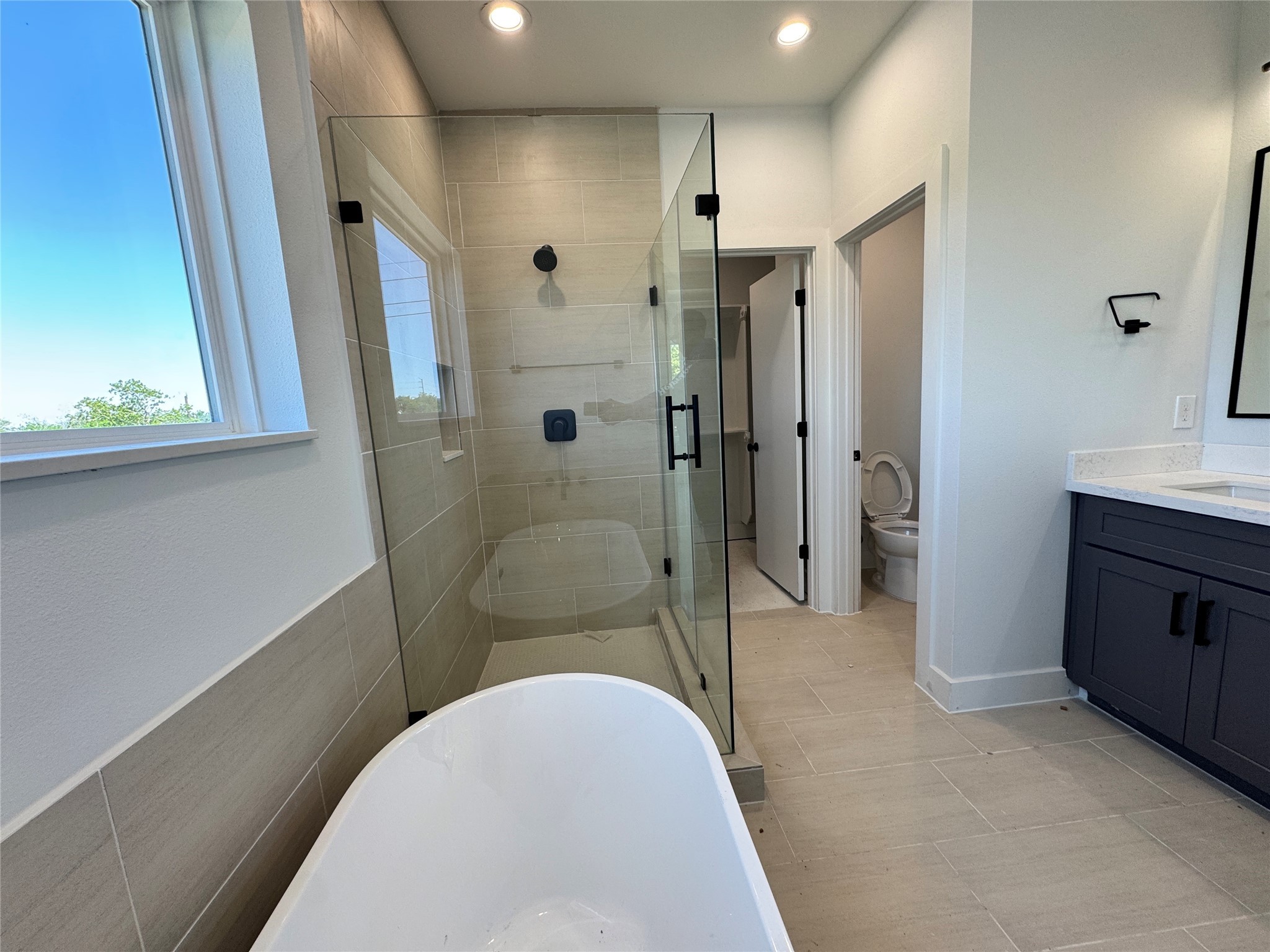 7229 Tierwester Street Property Photo 12