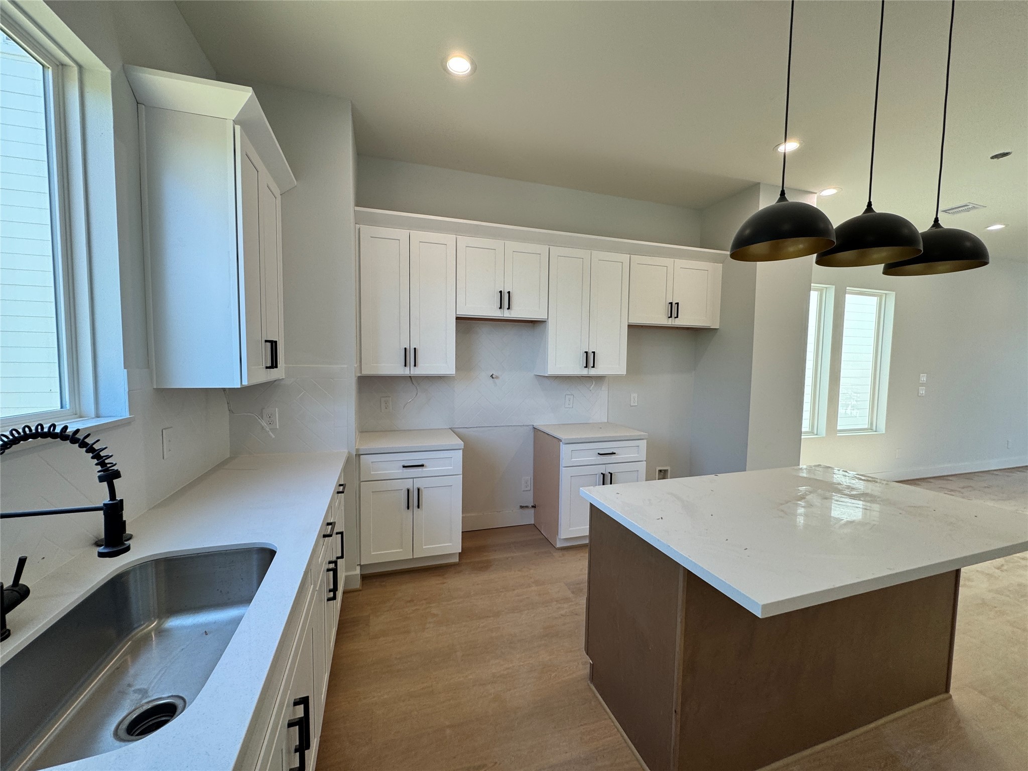 7229 Tierwester Street Property Photo 29