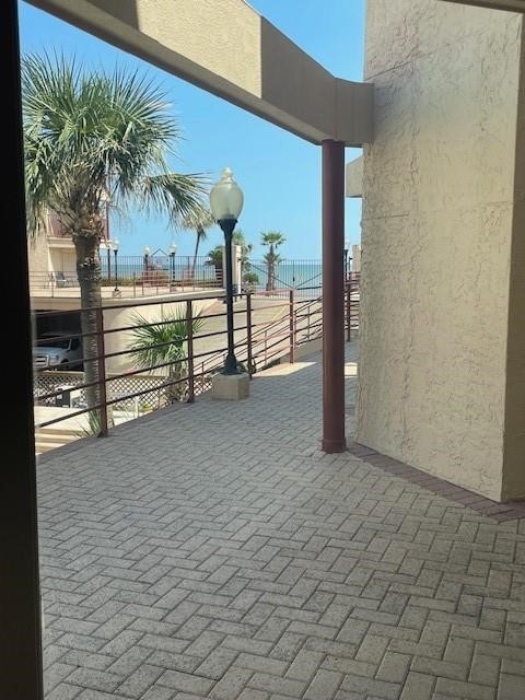 7312 Seawall Boulevard 106 Property Photo 2