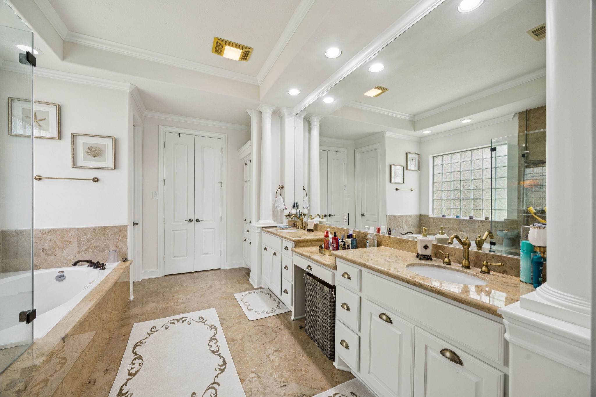 934 Poydras Street Property Photo 13