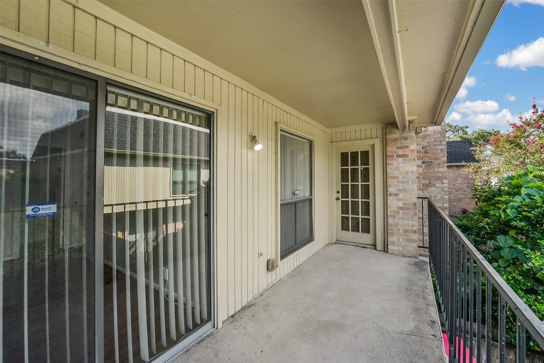 1601 S Shepherd Drive 2 Property Photo 22