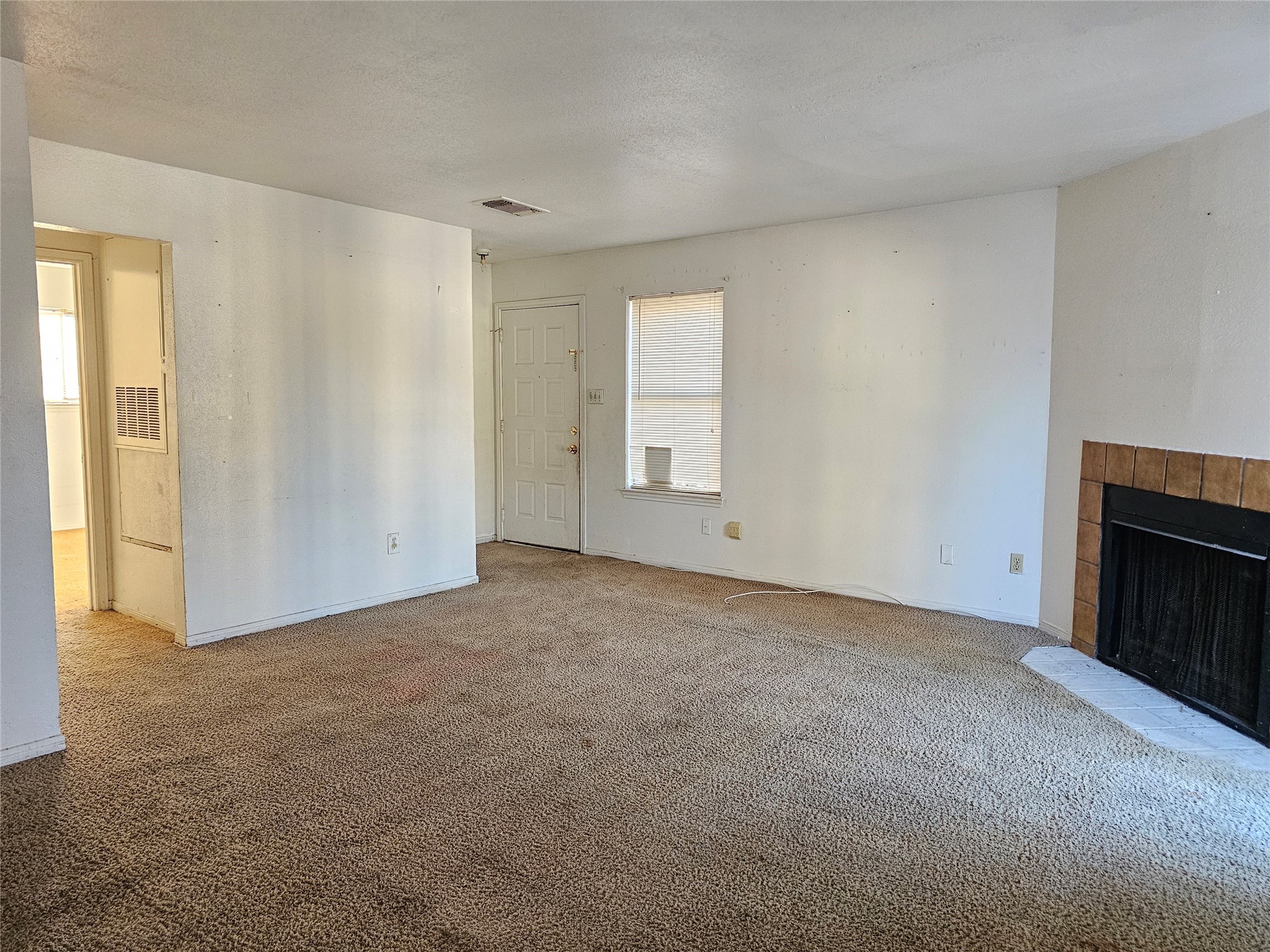 3213 Hirschfield Road C Property Photo 3