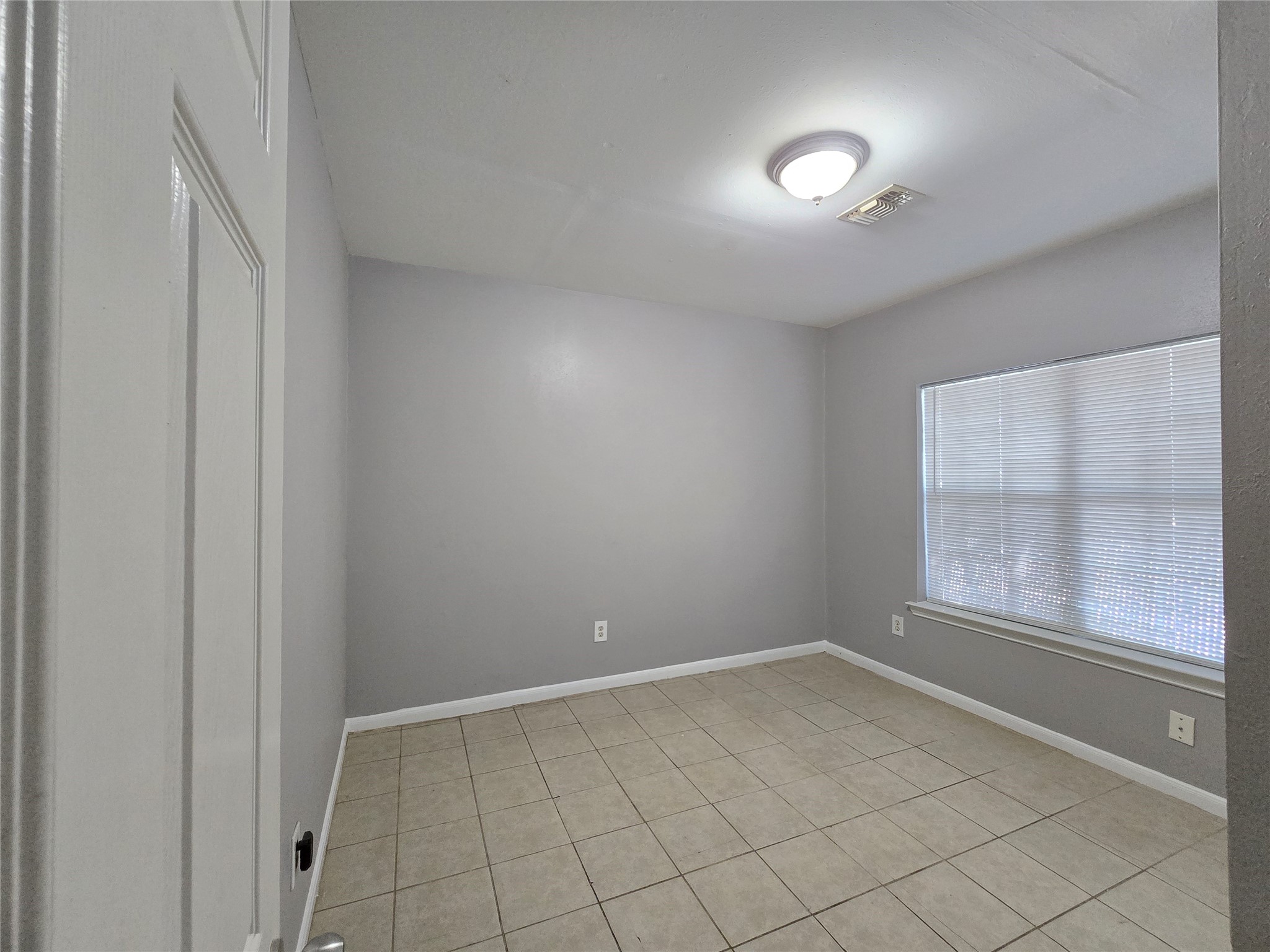 4142 Alvin Street Property Photo 10