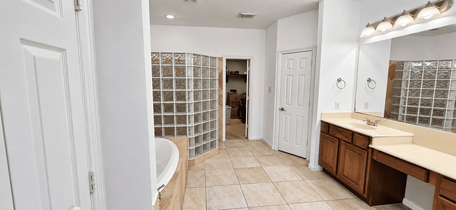 11414 Kingsbarn Court Property Photo 17