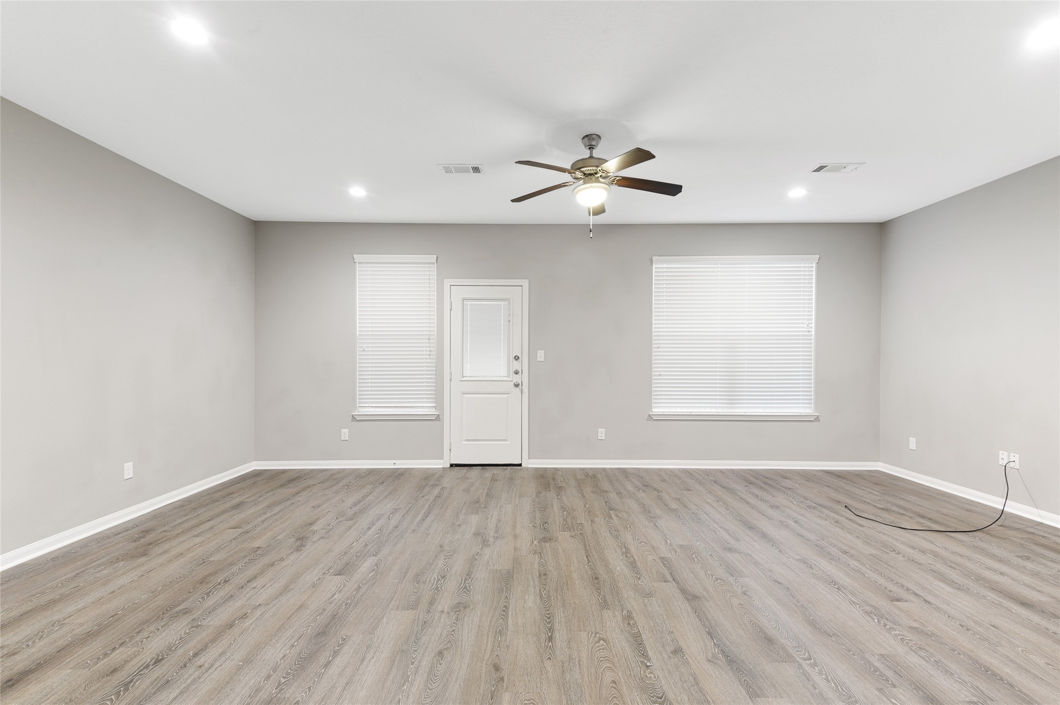 124 Artesian Way Property Photo 10