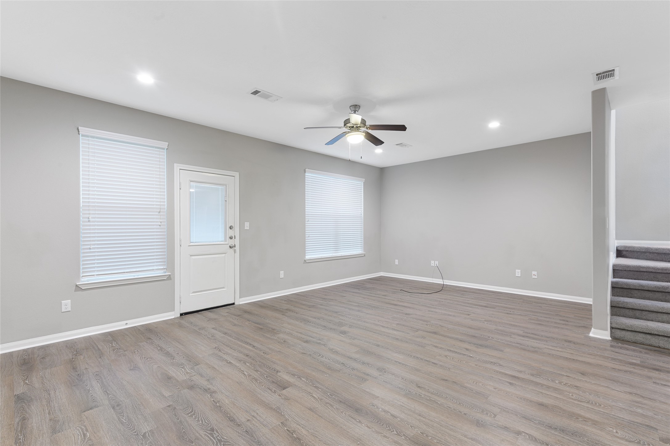 124 Artesian Way Property Photo 11