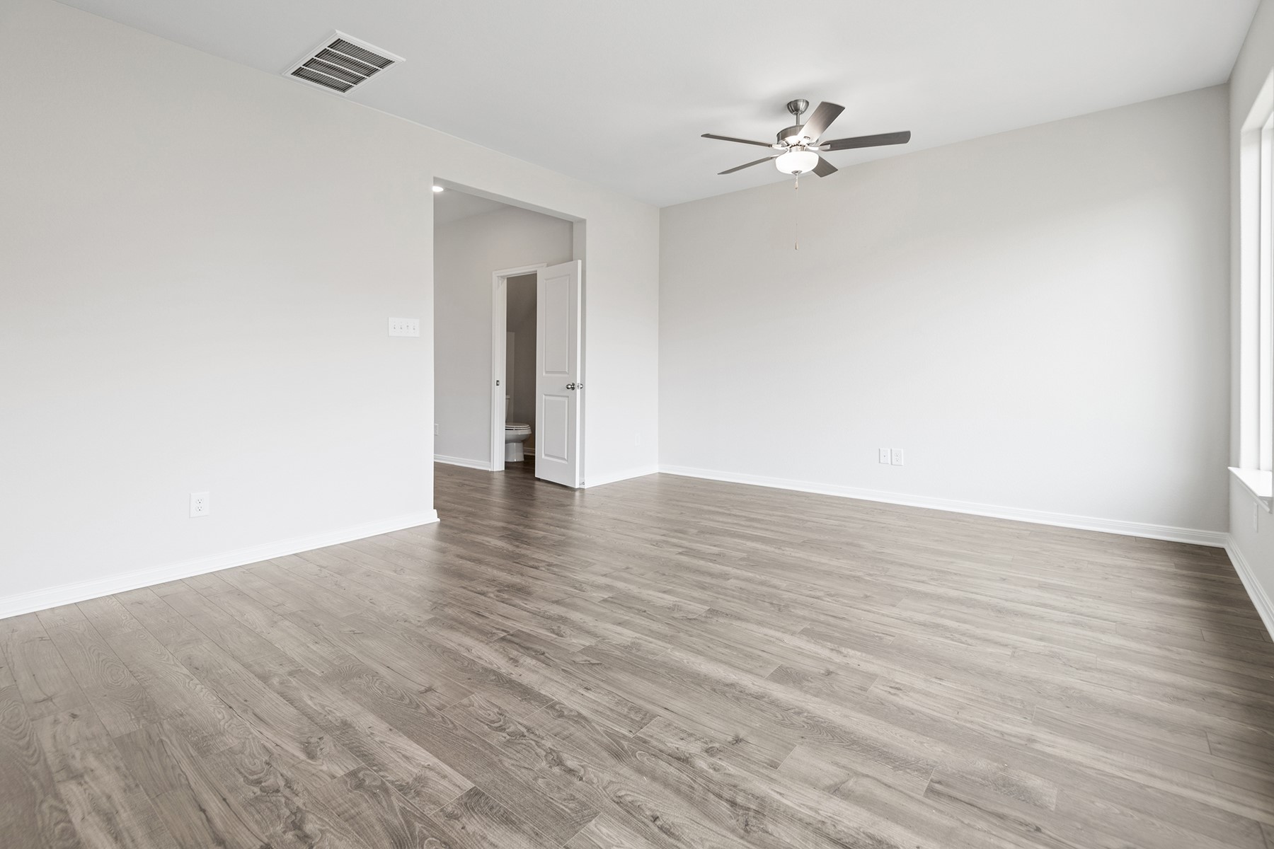 5906 Peony Place Property Photo 3