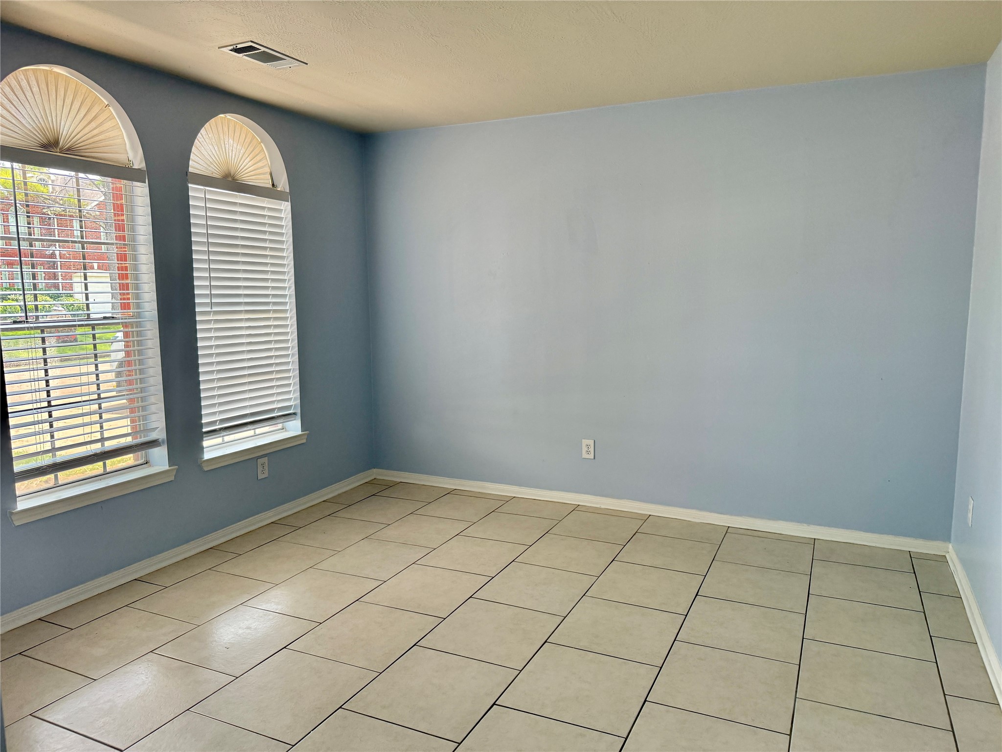 14802 Bellflora Court Property Photo 5