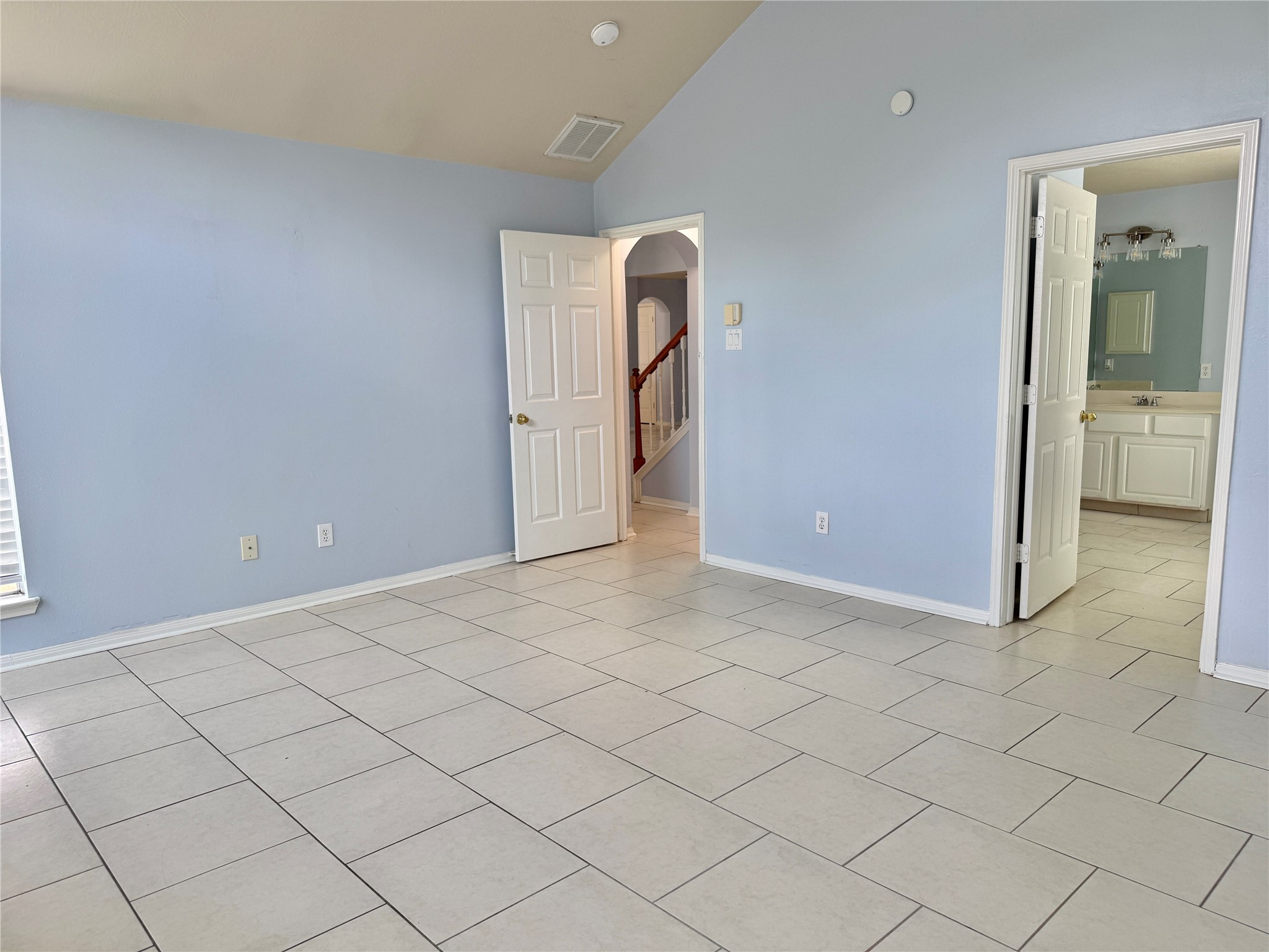 14802 Bellflora Court Property Photo 8