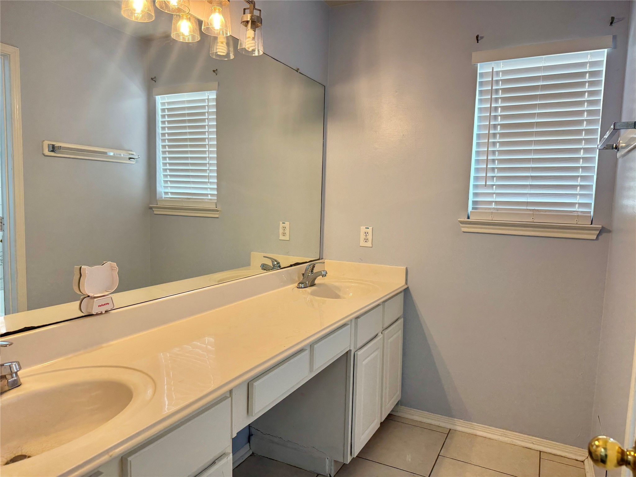 14802 Bellflora Court Property Photo 9
