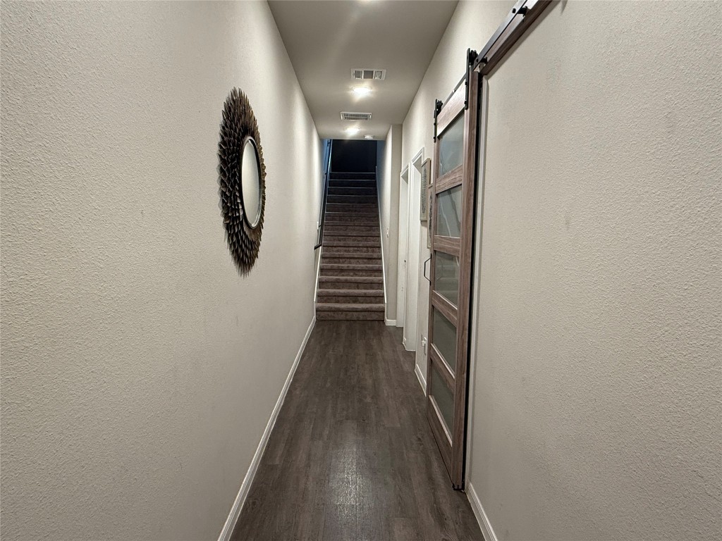 3610 Vista Pointe Drive Property Photo 2