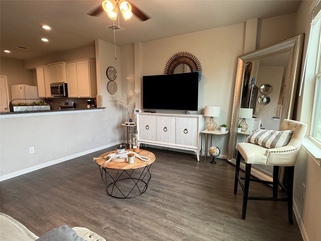 3610 Vista Pointe Drive Property Photo 13