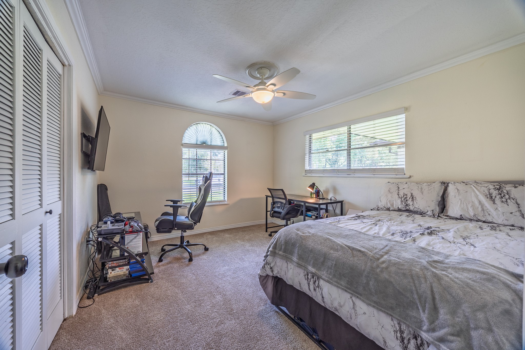 502 Red Bud Ln Property Photo 15