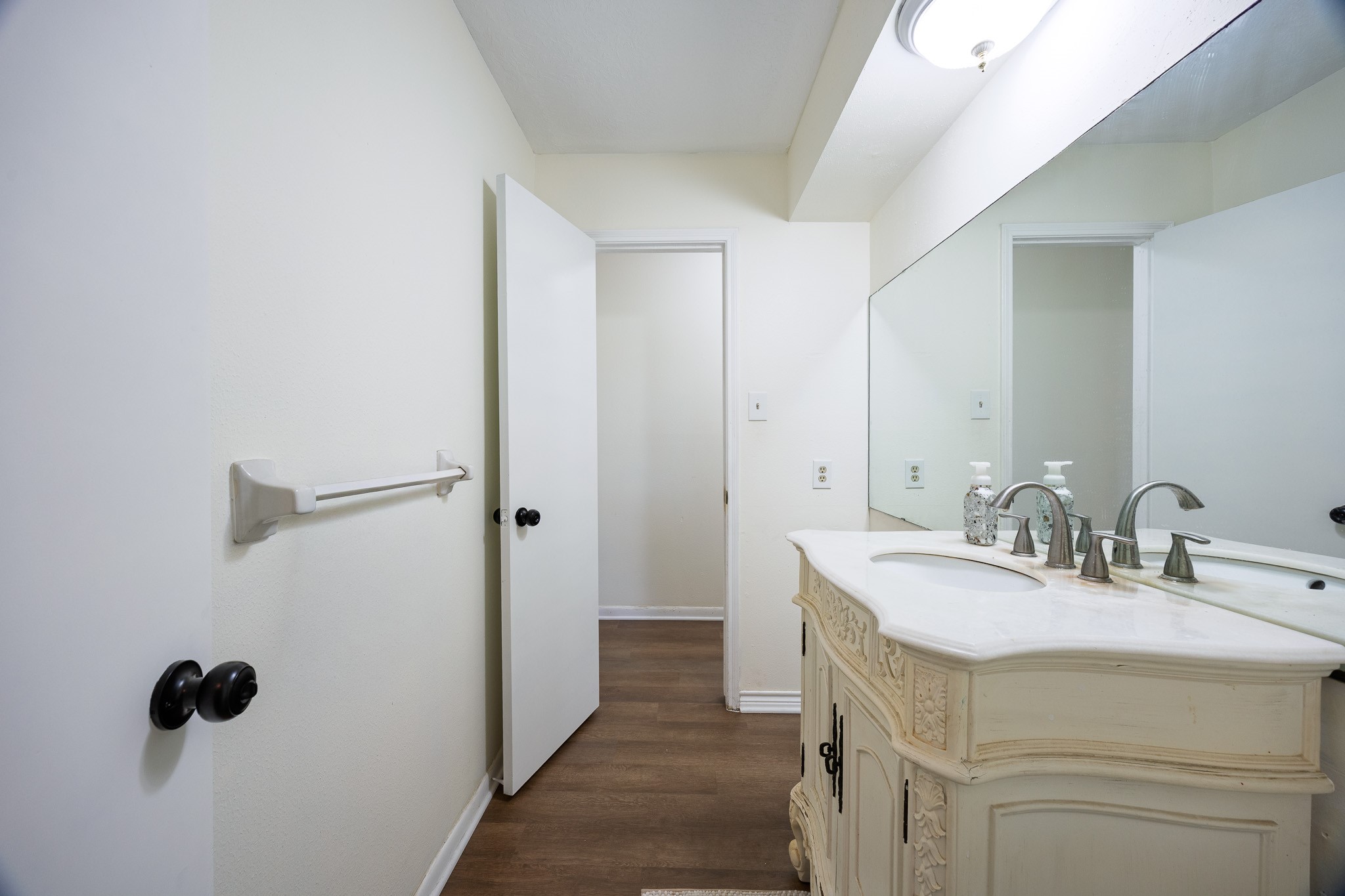 502 Red Bud Ln Property Photo 23