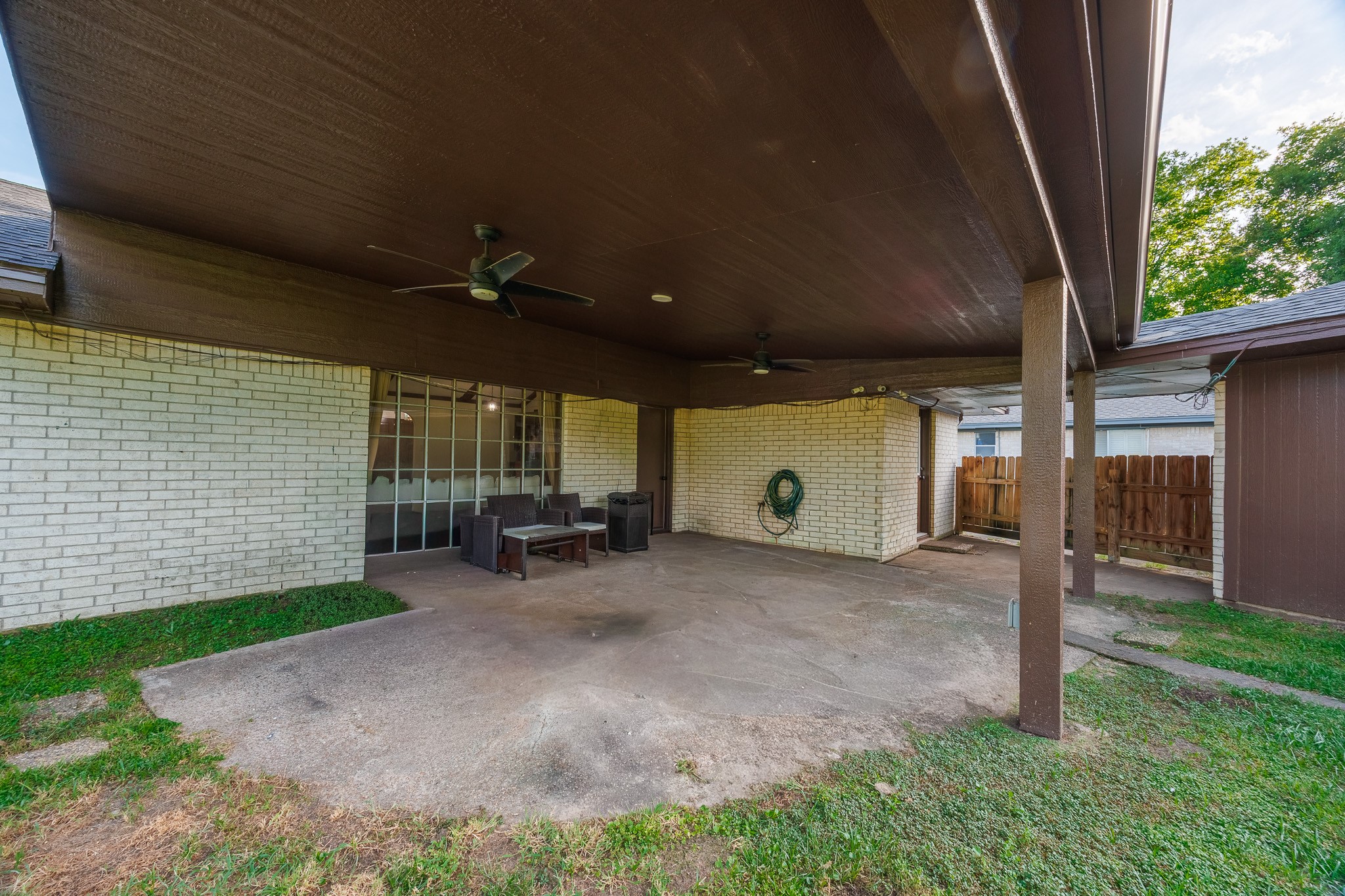 502 Red Bud Ln Property Photo 28