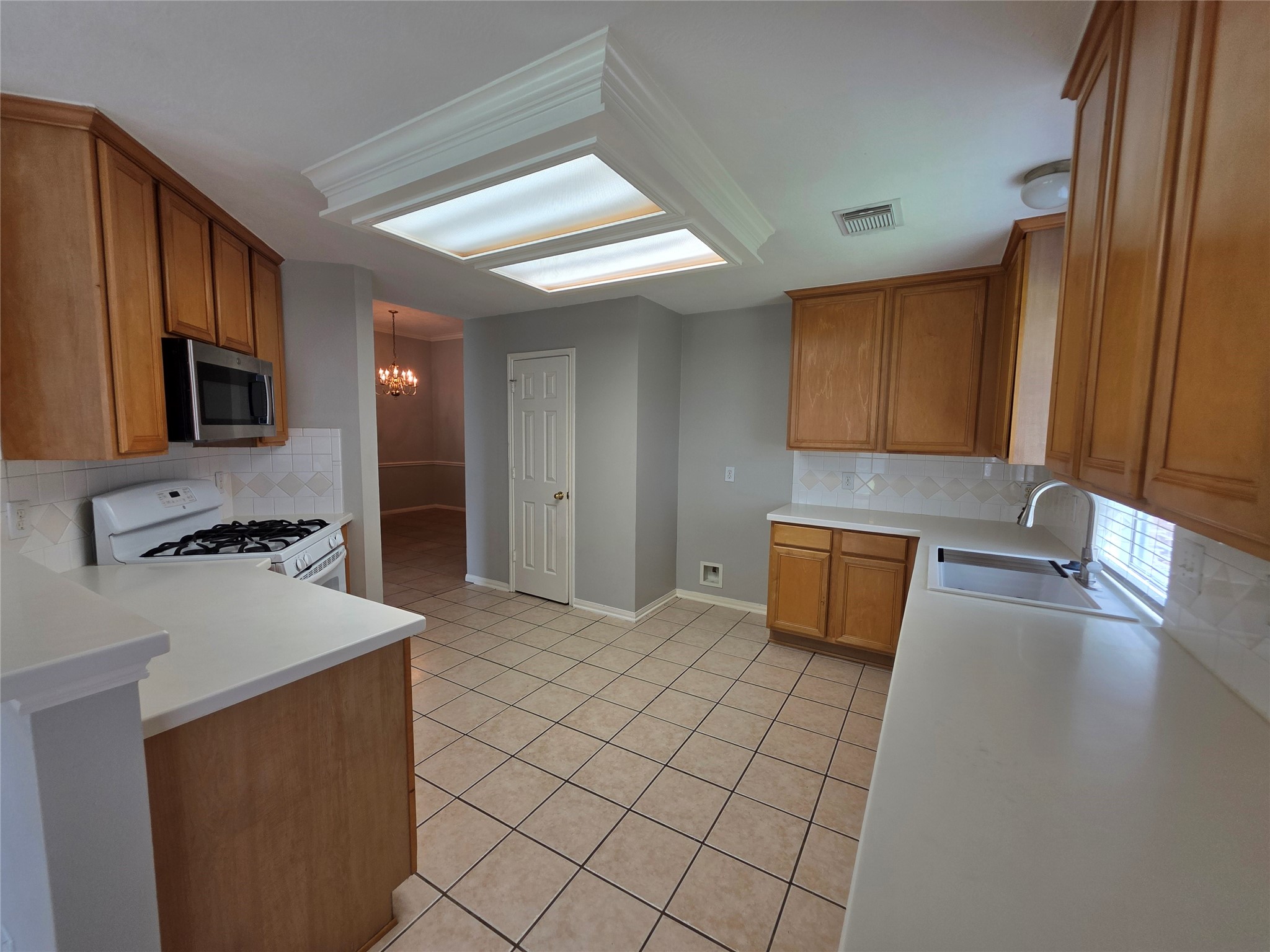 3602 Brookstone Court Property Photo 7