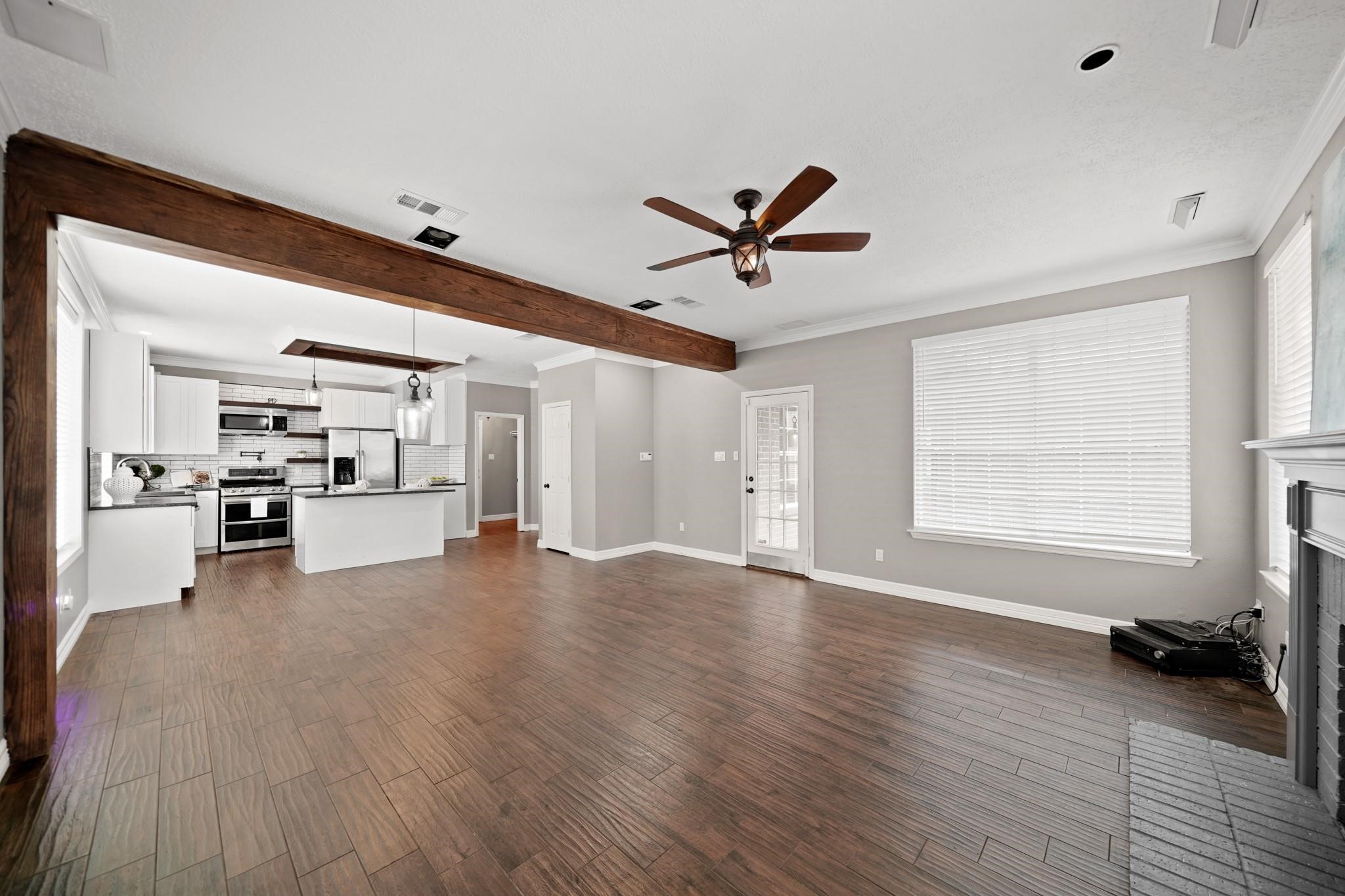 1207 Wildewood Court Property Photo 15