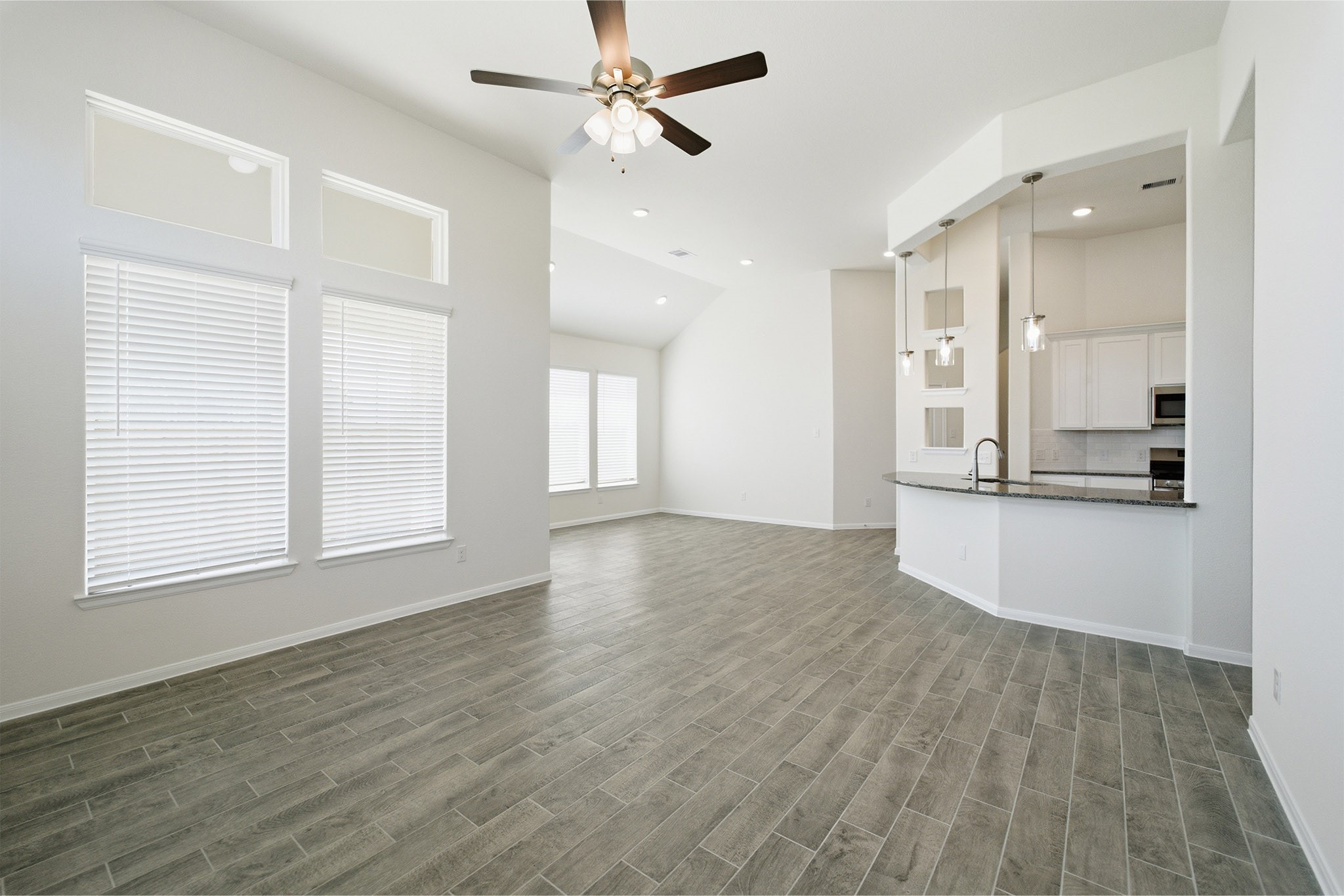 8635 Jade Hill Drive Property Photo 15