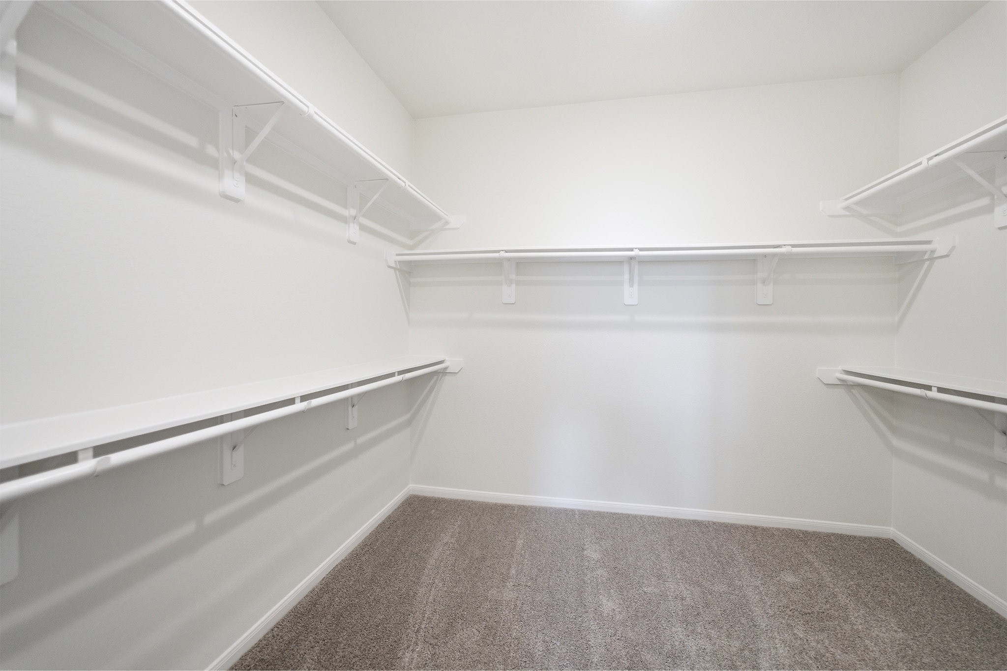 8635 Jade Hill Drive Property Photo 23