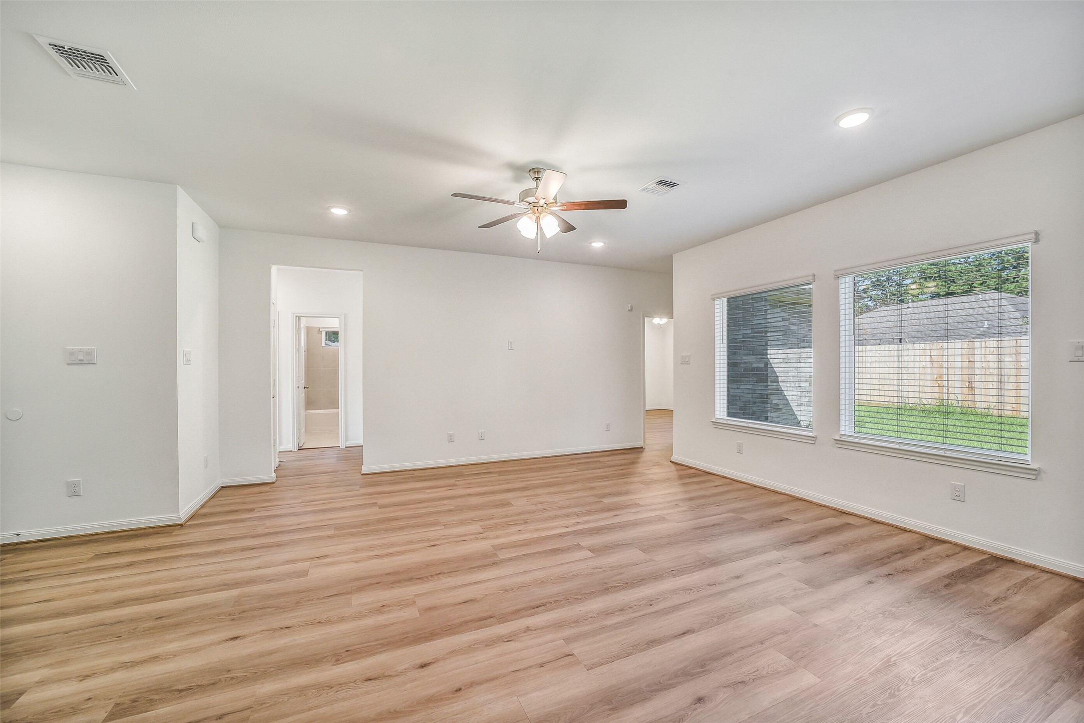 11943 Pondwood Drive Property Photo 4
