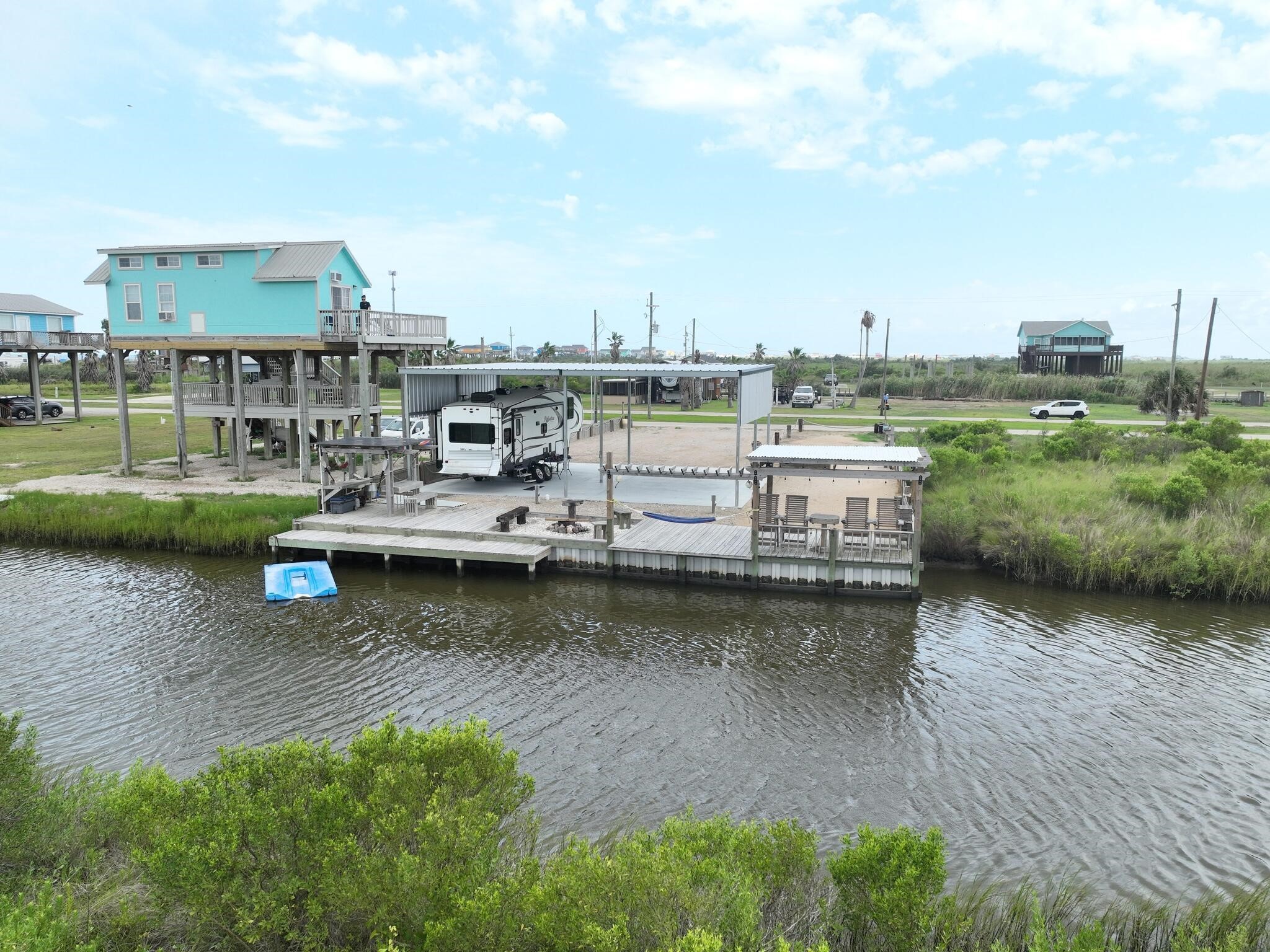 1072 Van Sant Property Photo 1