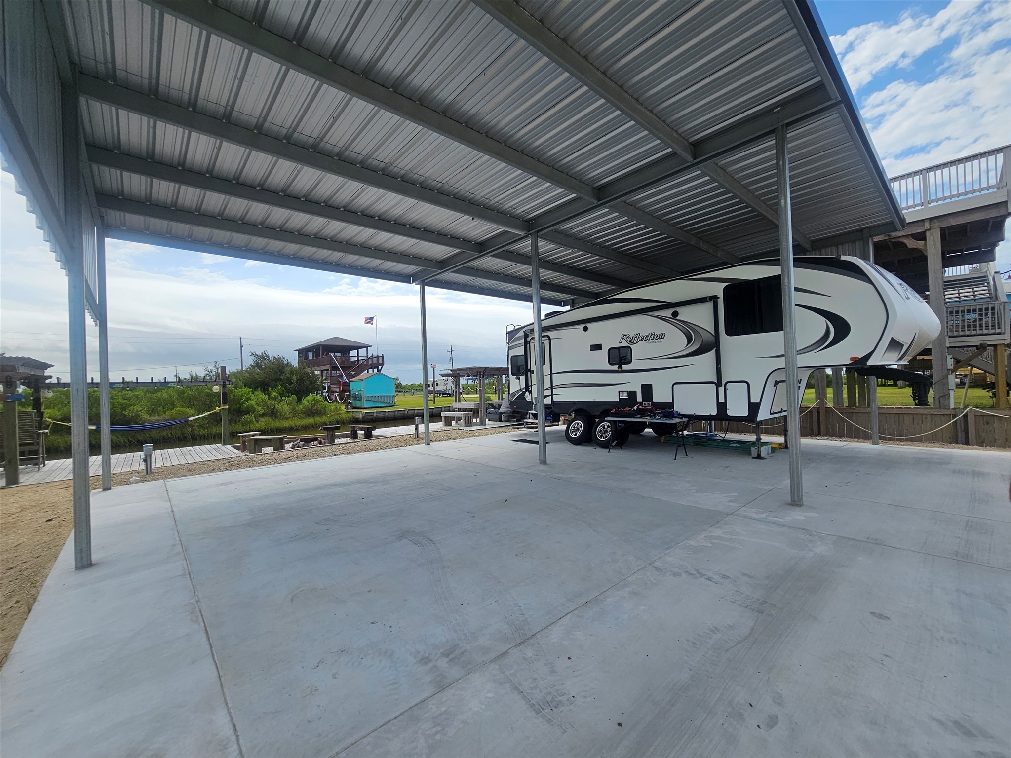 1072 Van Sant Property Photo 10