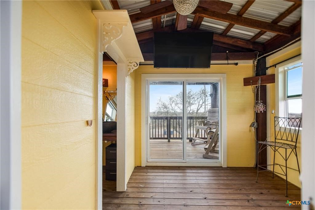 1067 County Road 307 N Property Photo 14