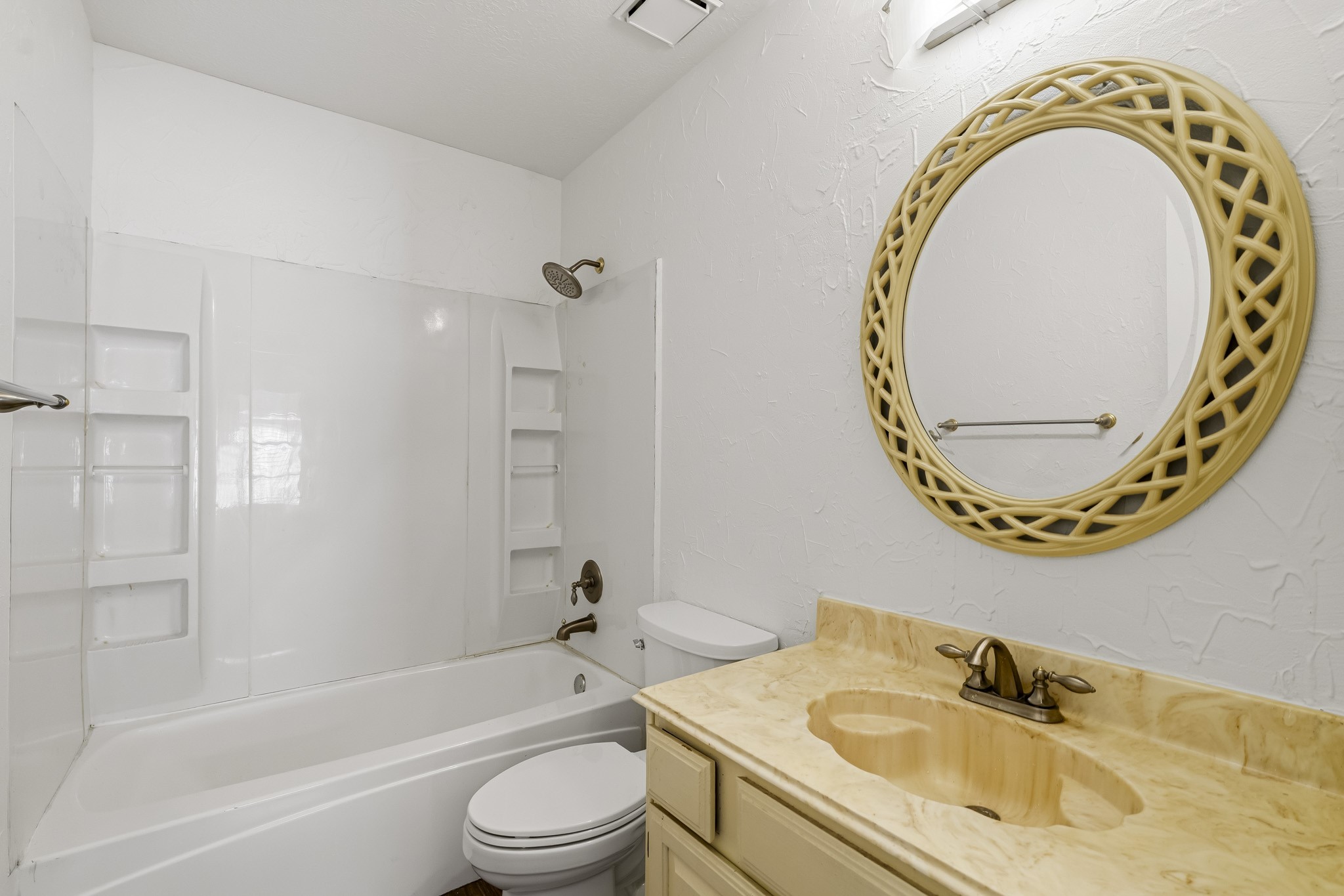 627 Green Belt Drive Property Photo 11