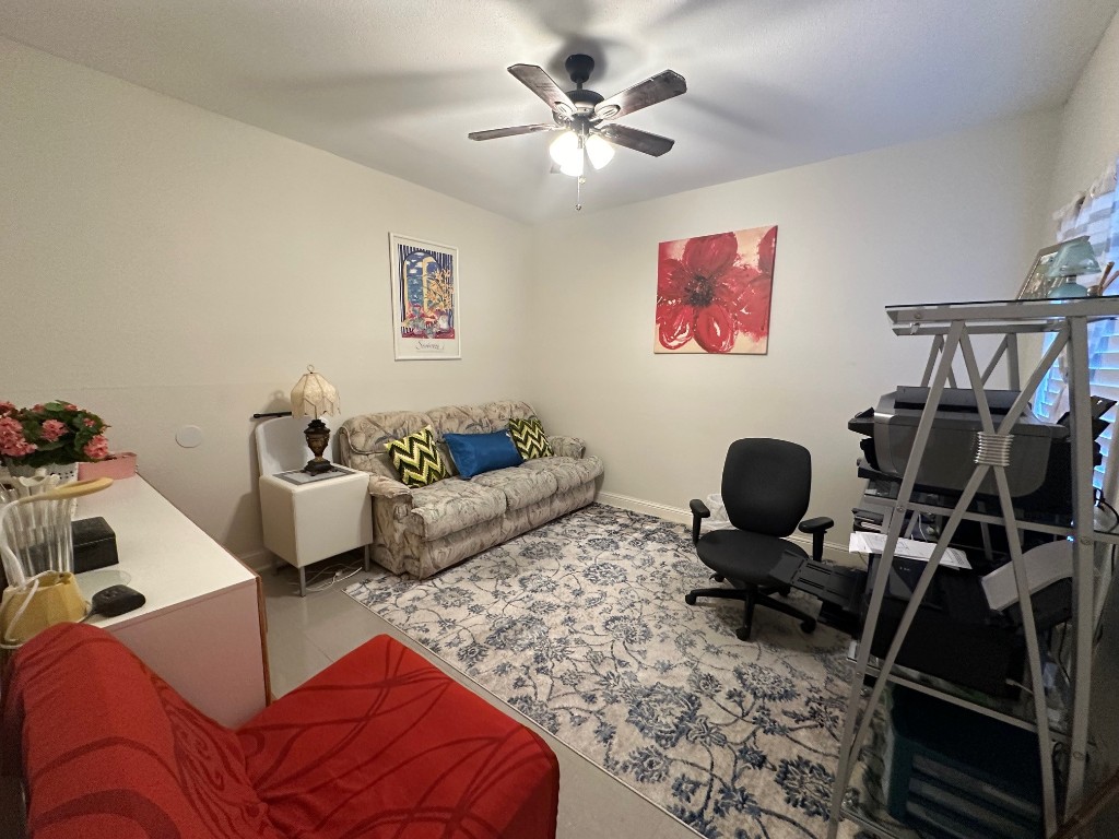 9809 Richmond Ave, Unit J-12 Property Photo 12